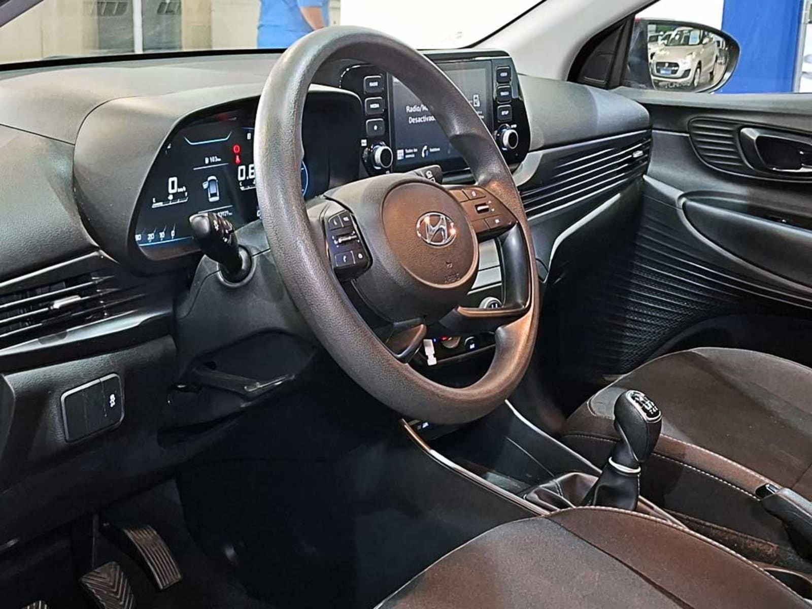 HYUNDAI I20 (IN) 1.4 BI3 PLUS MT 2024 - Imagen 10 de 20
