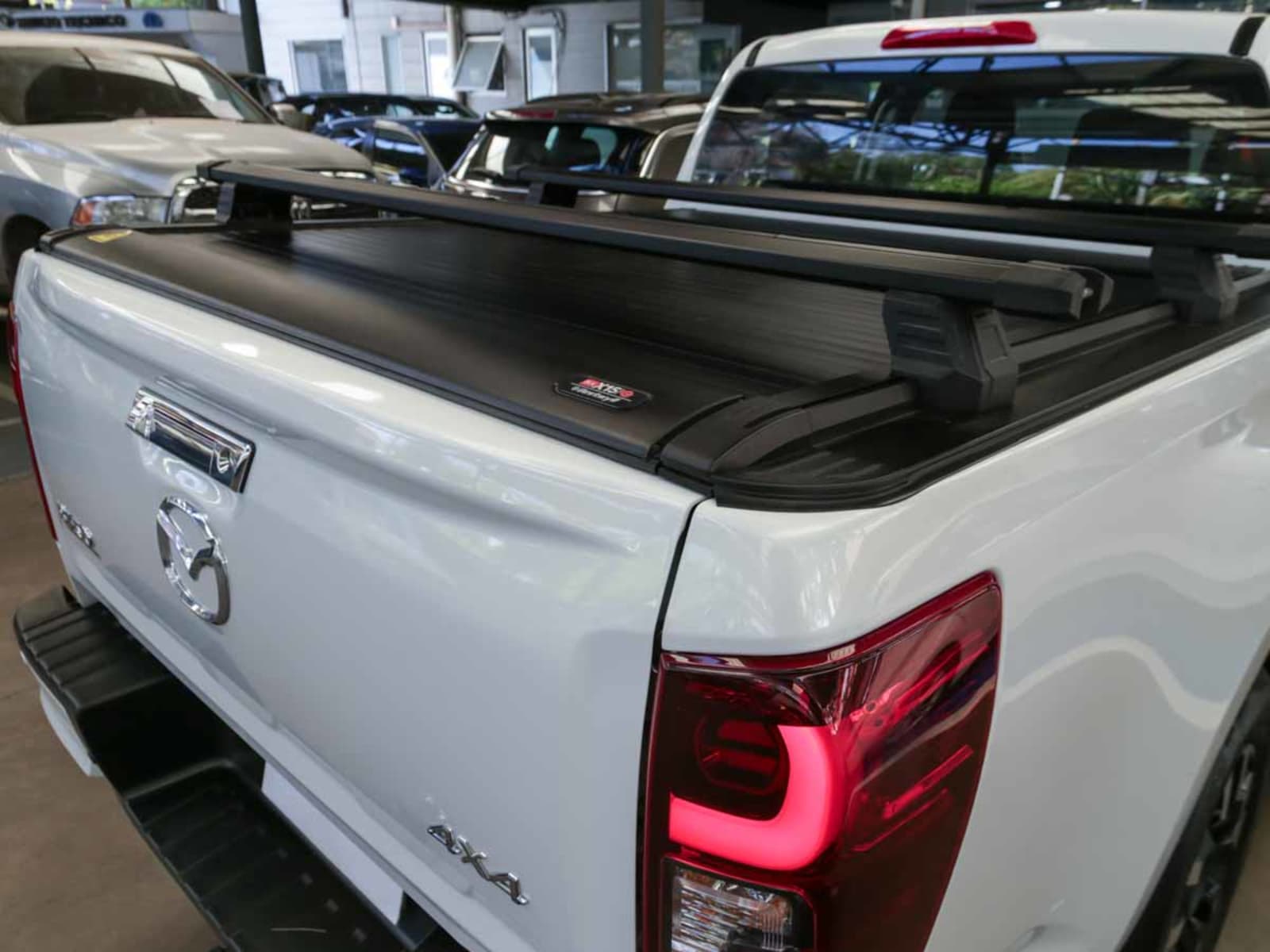 MAZDA BT50 D/C 4X4 3.2 AT 2025 - Imagen 7 de 14