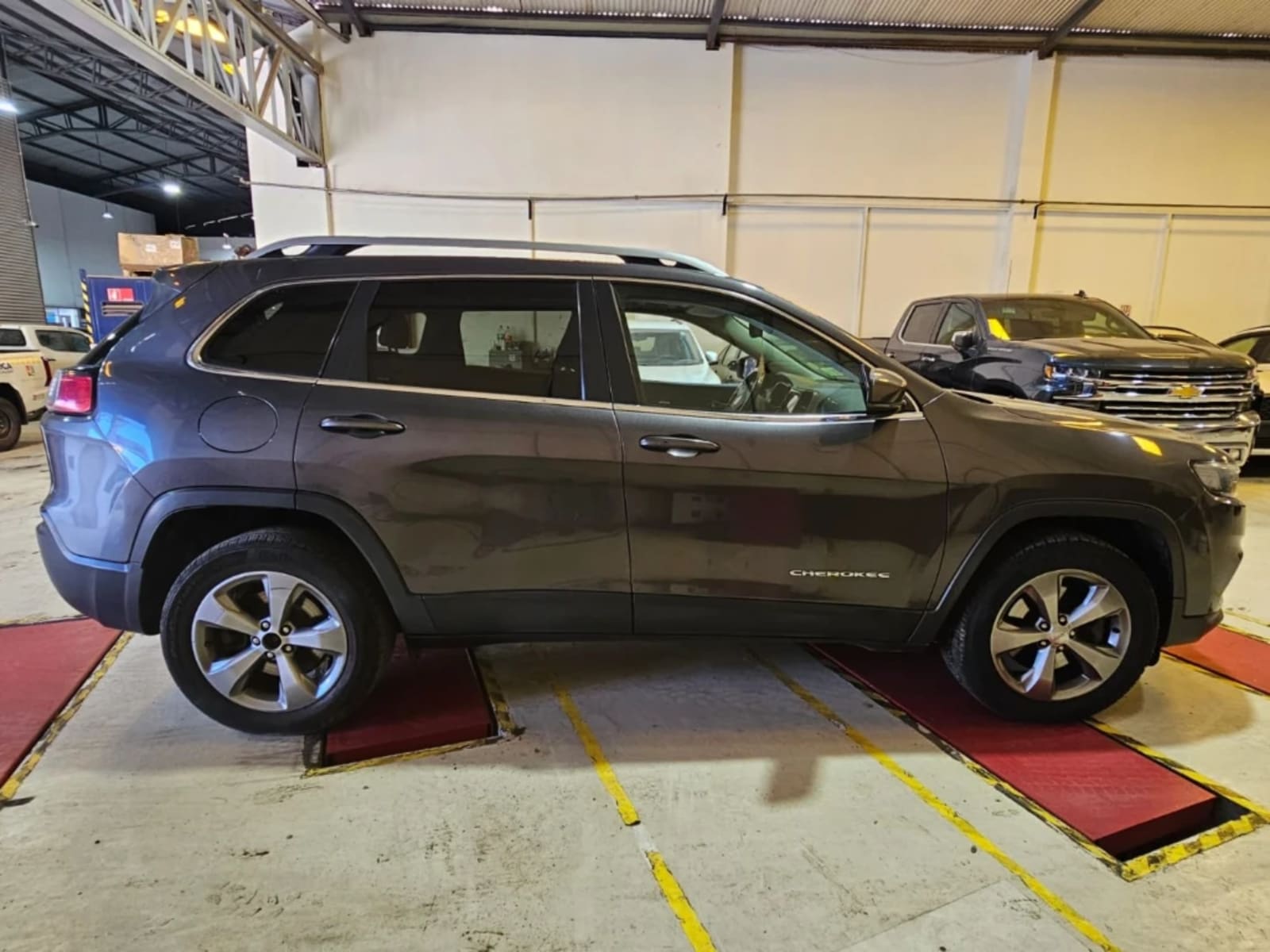 JEEP CHEROKEE LTD 4X4 3.2 2019 - Imagen 4 de 20