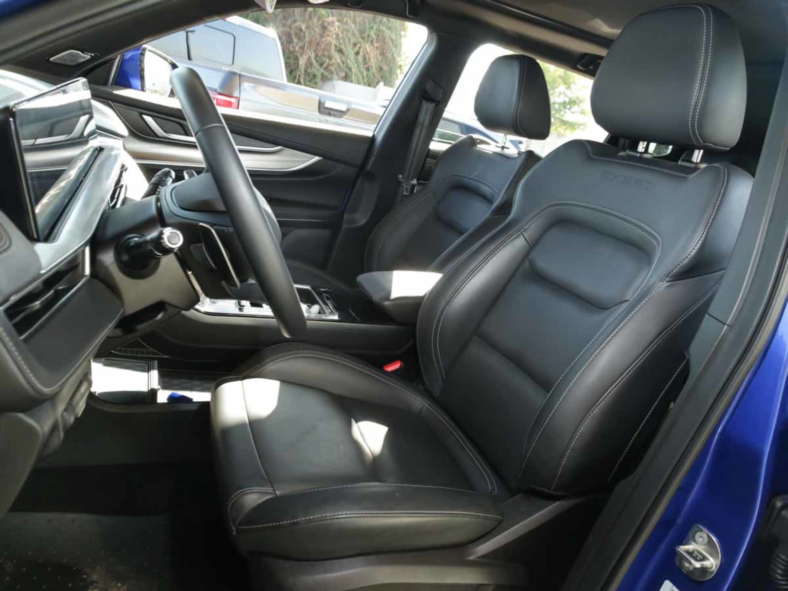 EXEED EXEED LX 1.5T CVT UNLIMITED 2023 - Imagen 10 de 14