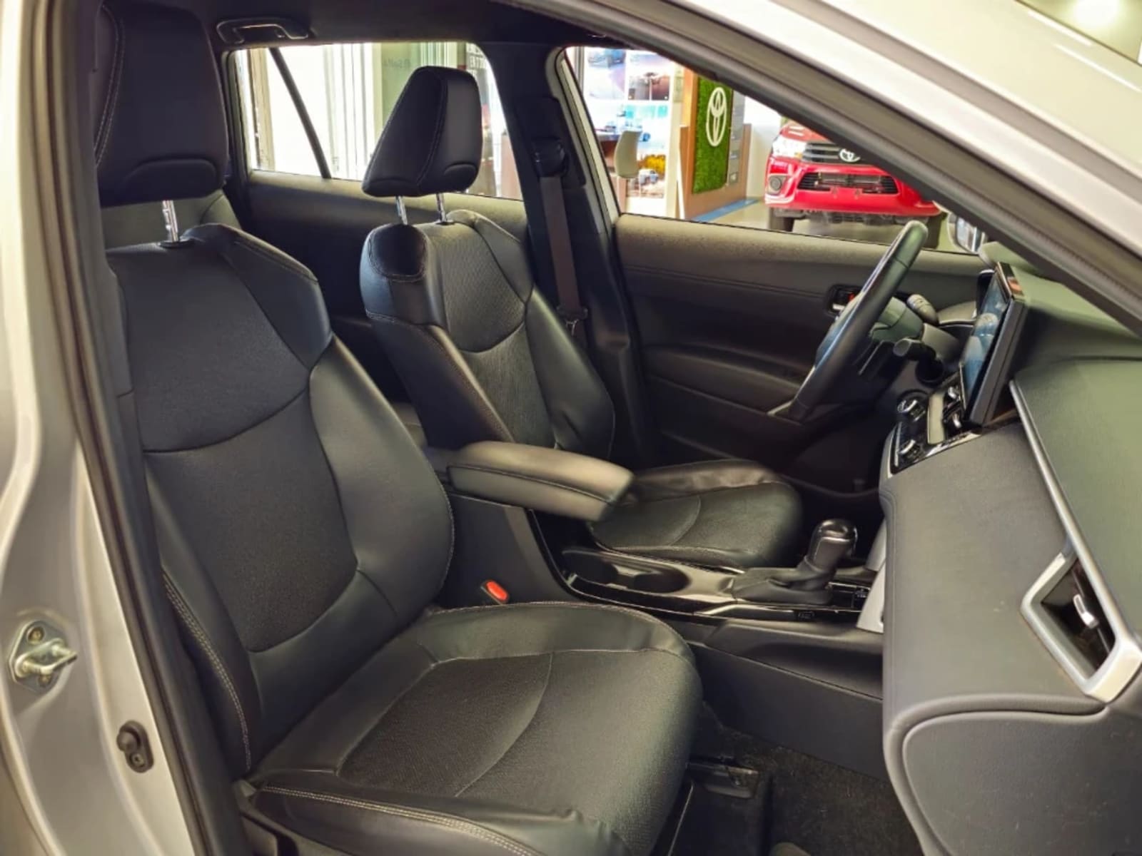 TOYOTA COROLLA CROSS 2.0 SEG 4X2 CVT AT 5P 2023 - Imagen 20 de 20