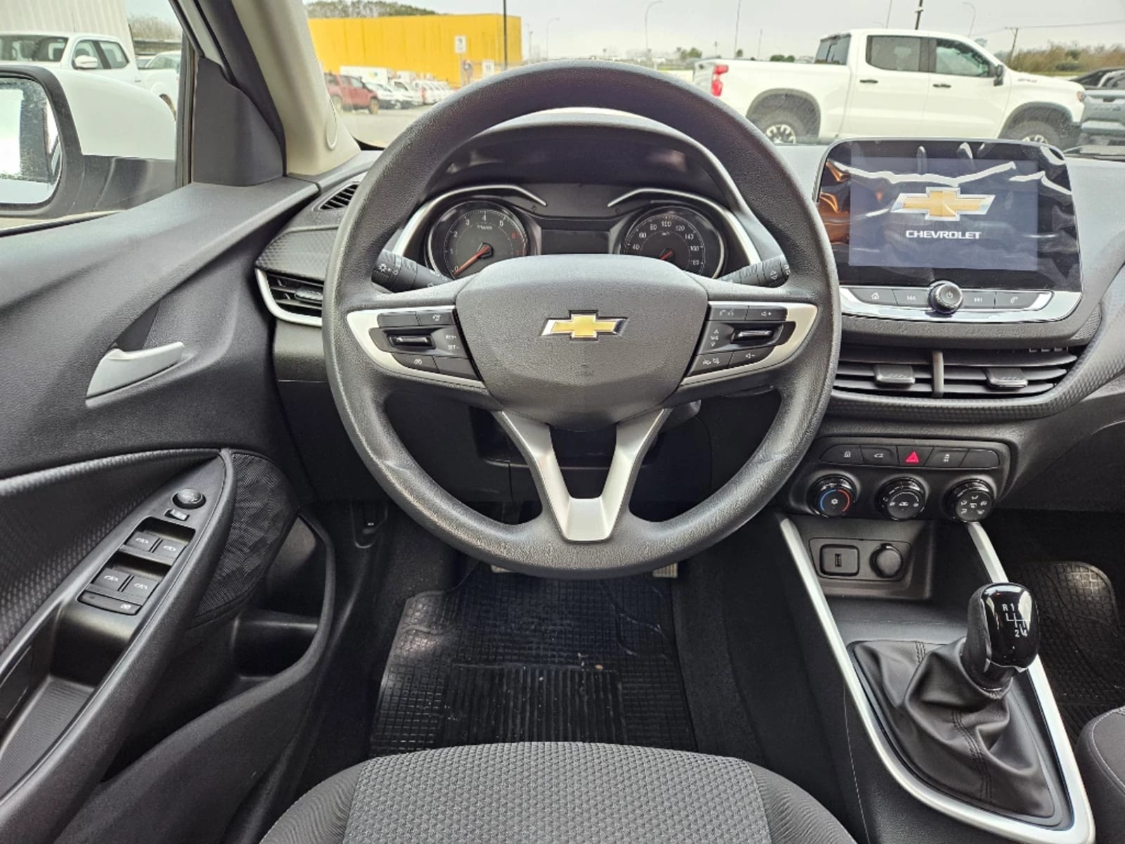CHEVROLET ONIX 1.0T LT R 4X2 HB MT 5P 2024 - Imagen 13 de 20