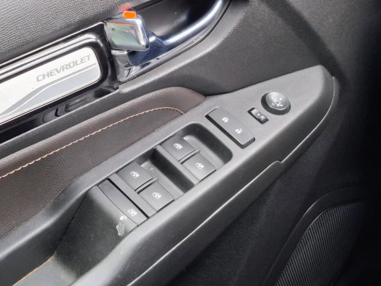 CHEVROLET TRAILBLAZER 2.8 CTDI PREMIER 4X4 AT 5P 2022 - Imagen 11 de 20