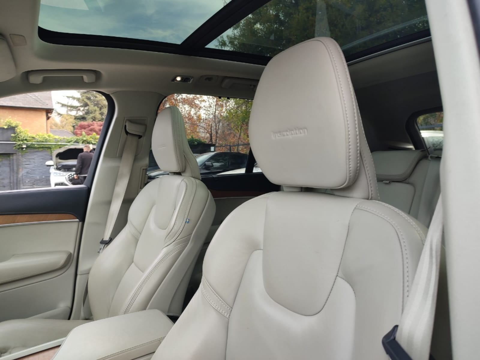 VOLVO XC90 D5 INSCRIPTION 2.0 4WD 2019 - Imagen 13 de 18