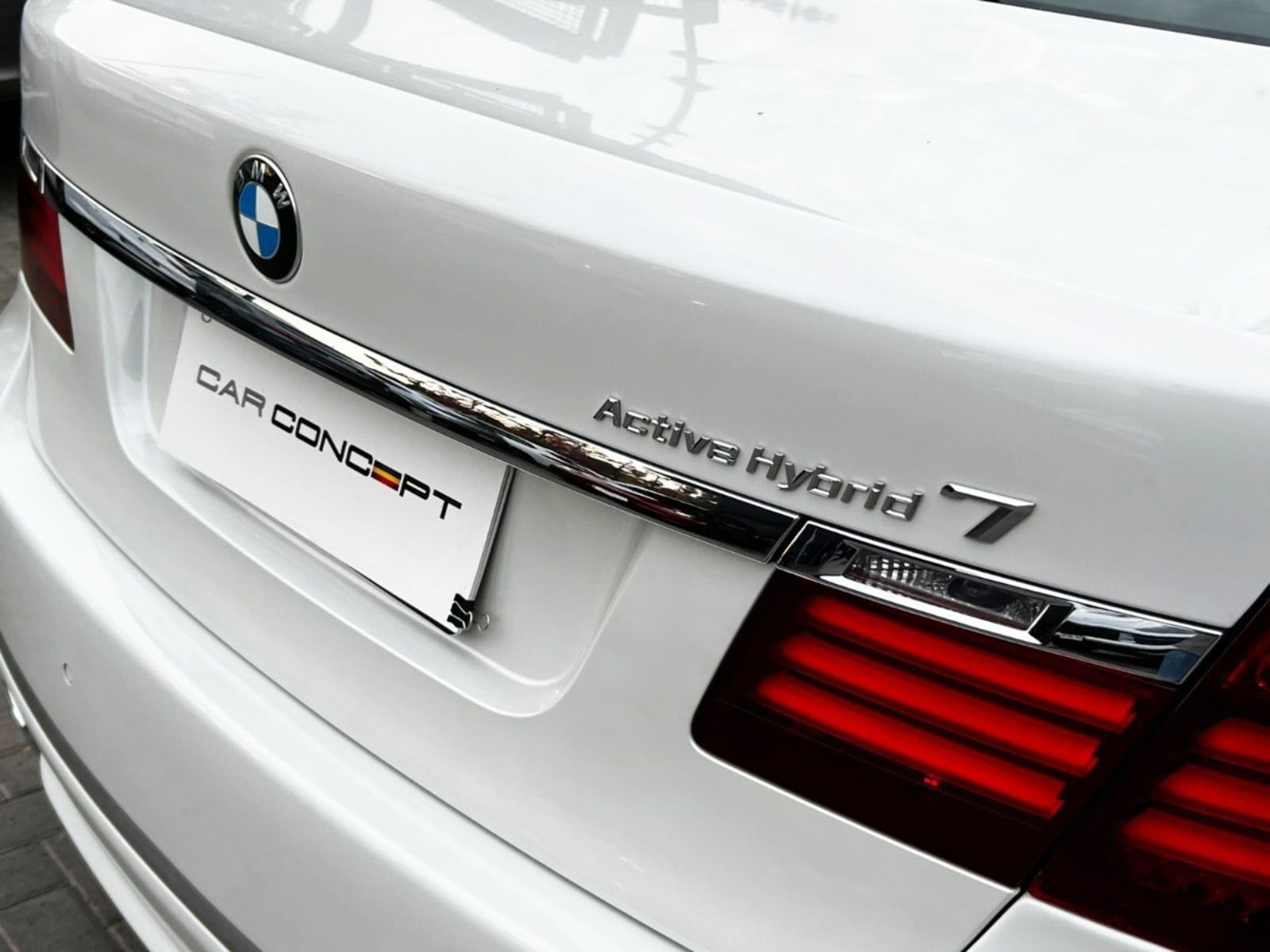BMW 740 ACTIVE HYBRID 7 3.0 2014 - Imagen 9 de 20