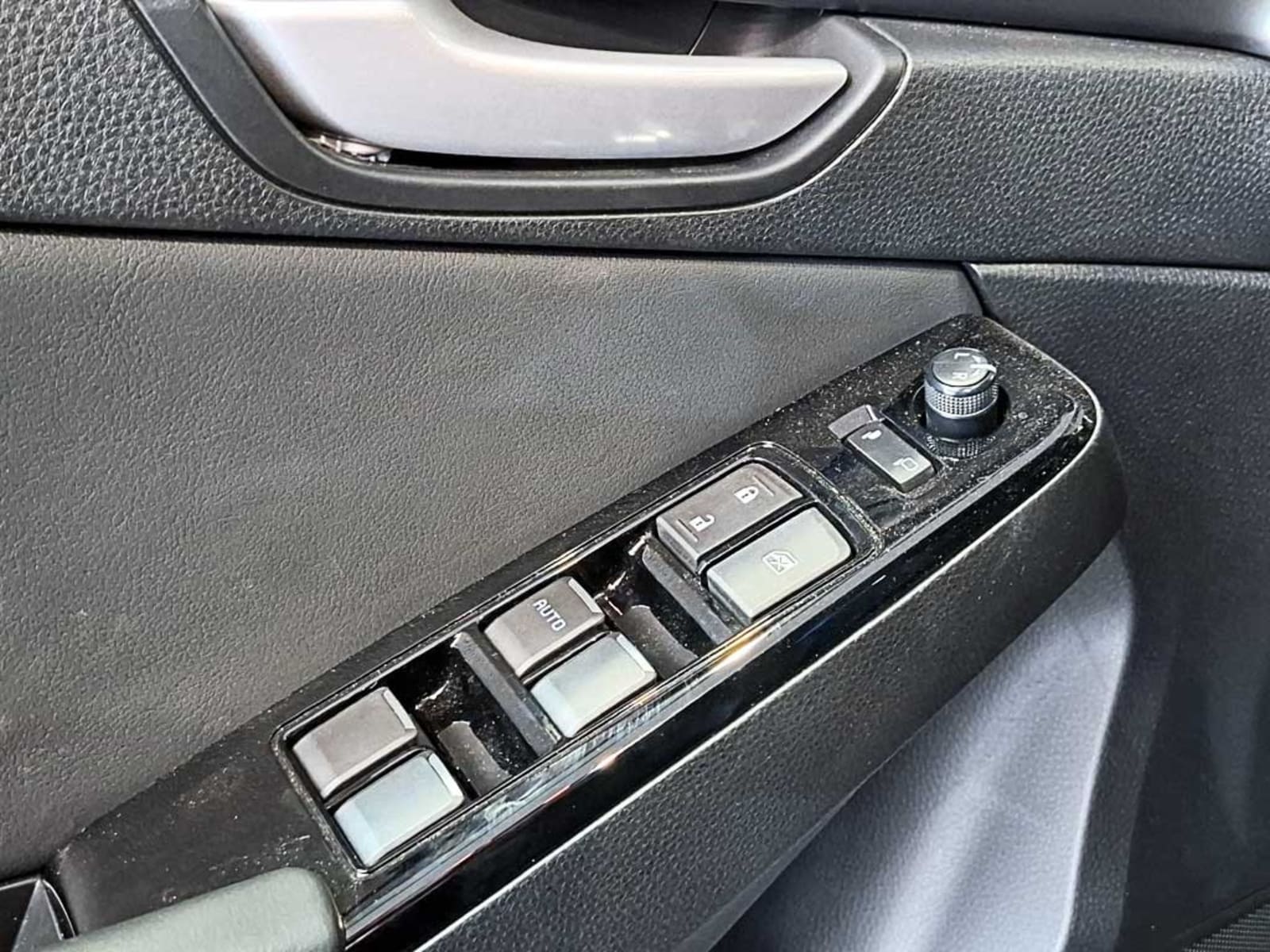 MAZDA BT-50 (IN) 3.0 DC HIGH PLUS AT 4X4 DIESEL 2025 - Imagen 11 de 20