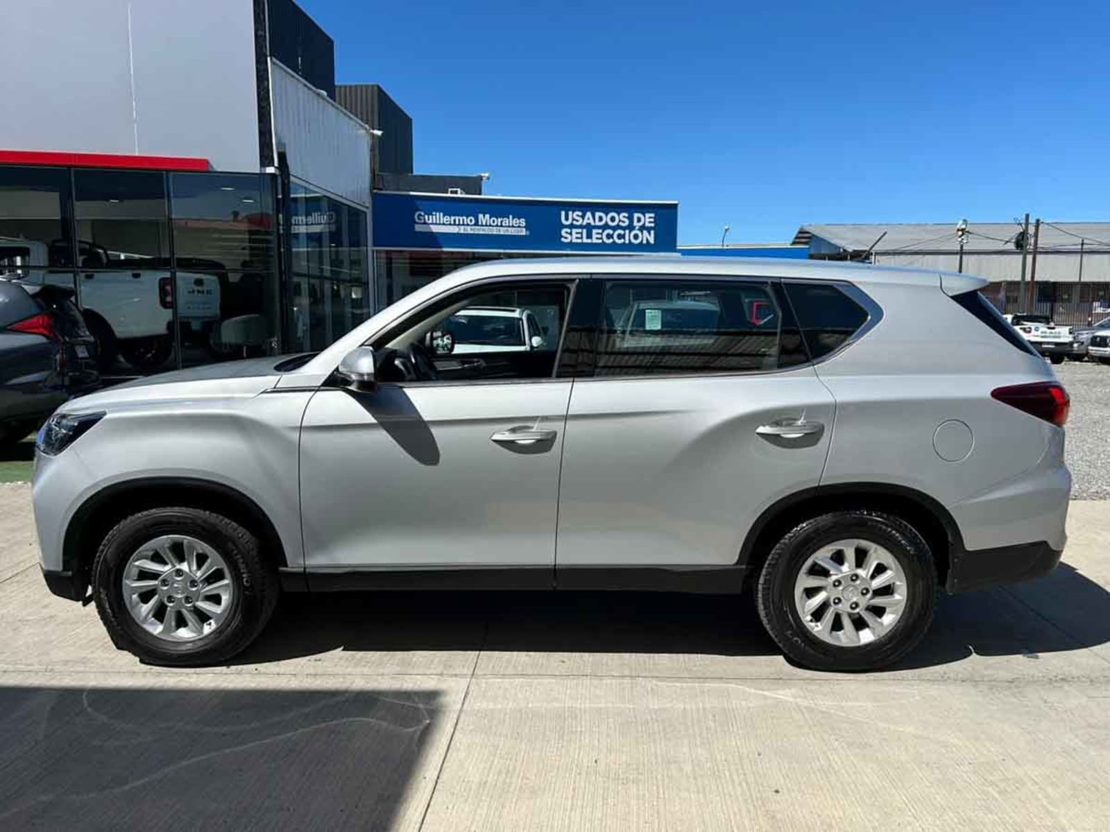 SSANGYONG NEW REXTON LX 2.0 T 6MT 2WD 6AB 2024 - Imagen 16 de 17