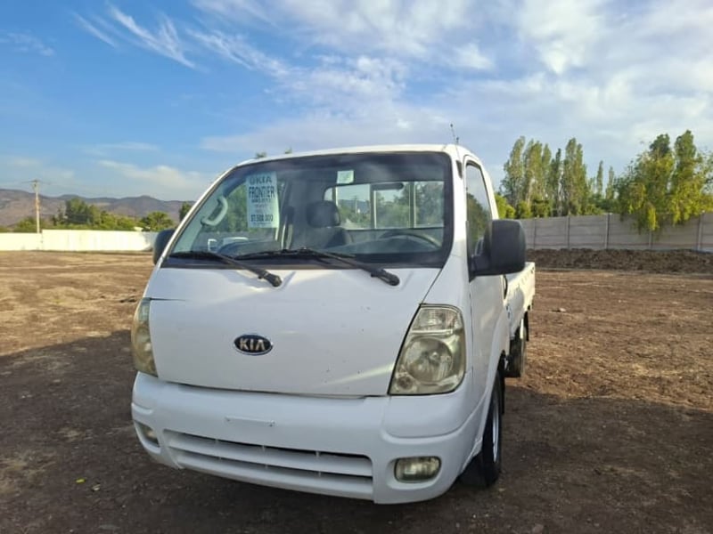 Kia Frontier  2012