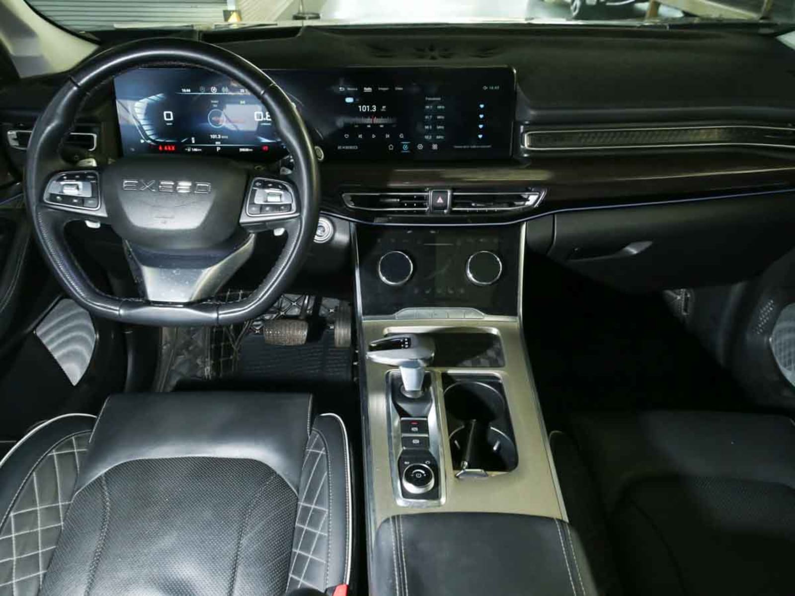 EXEED EXEED VX 2.0T DCT UNLIMITED AWD 2023 - Imagen 12 de 14