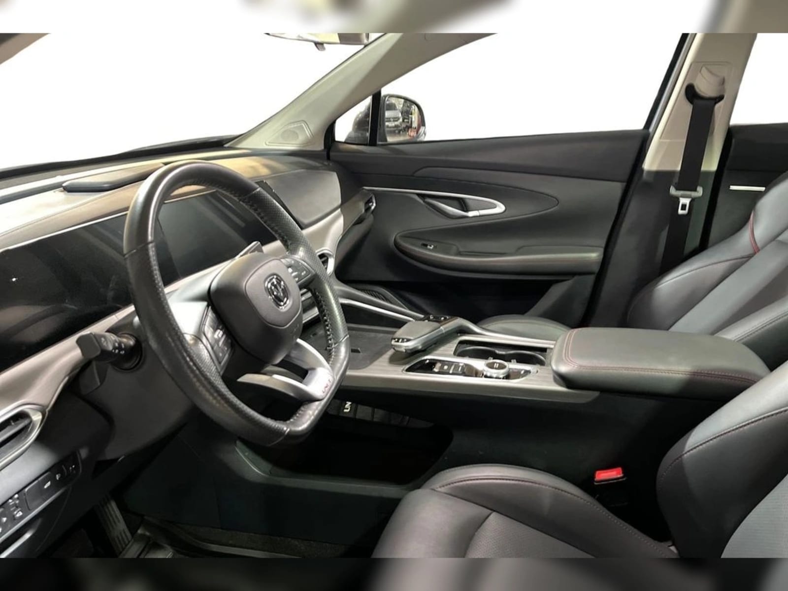 CHANGAN UNI-T 1.5 ELITE AT 2024 - Imagen 15 de 18