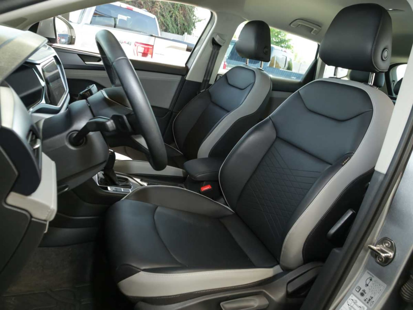 VOLKSWAGEN TAOS TSI 1.4 AT 2026 - Imagen 10 de 13