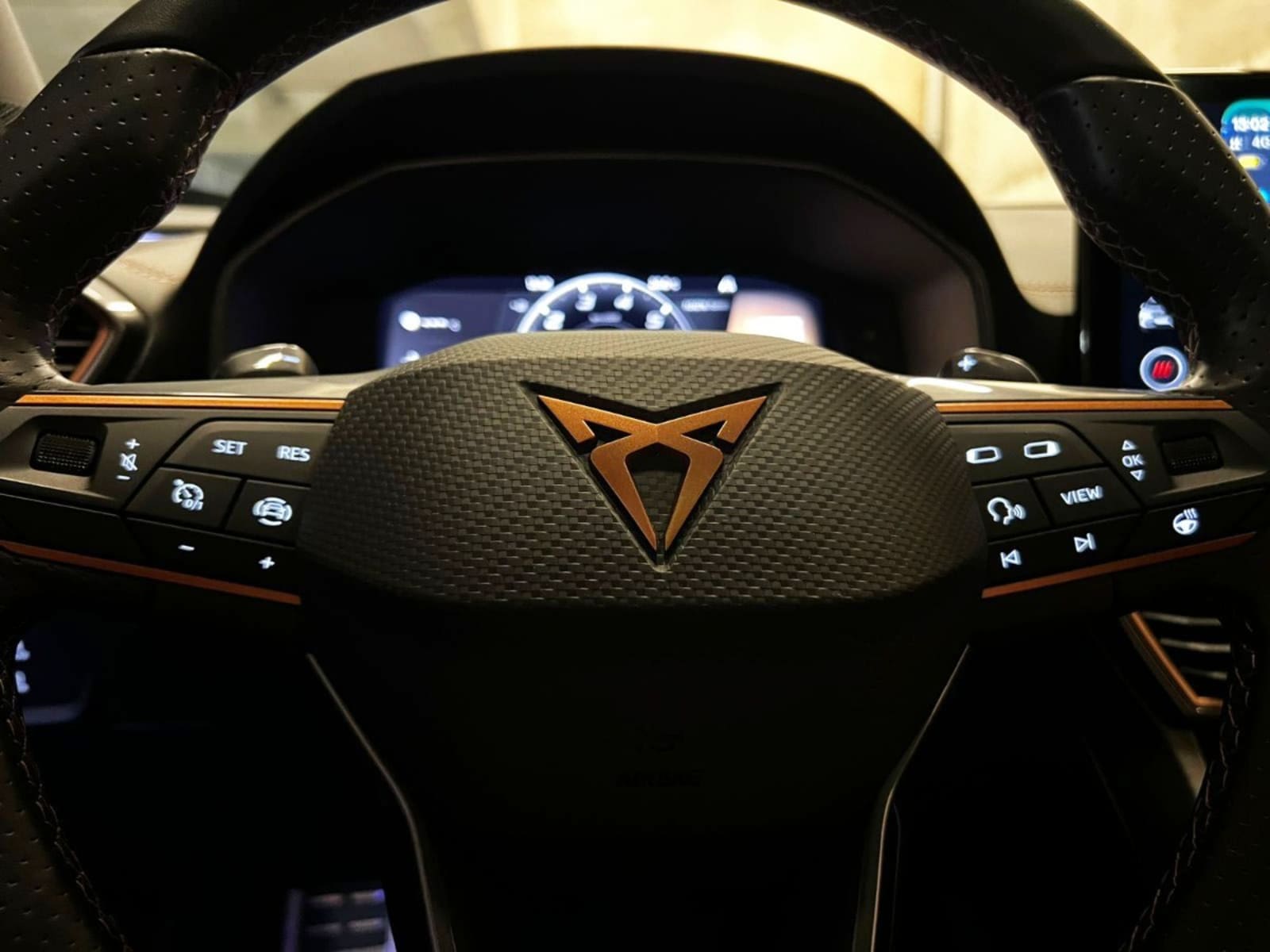 CUPRA FORMENTOR VZ 2.0 310 HP 4DRIVE 2022 - Imagen 10 de 20