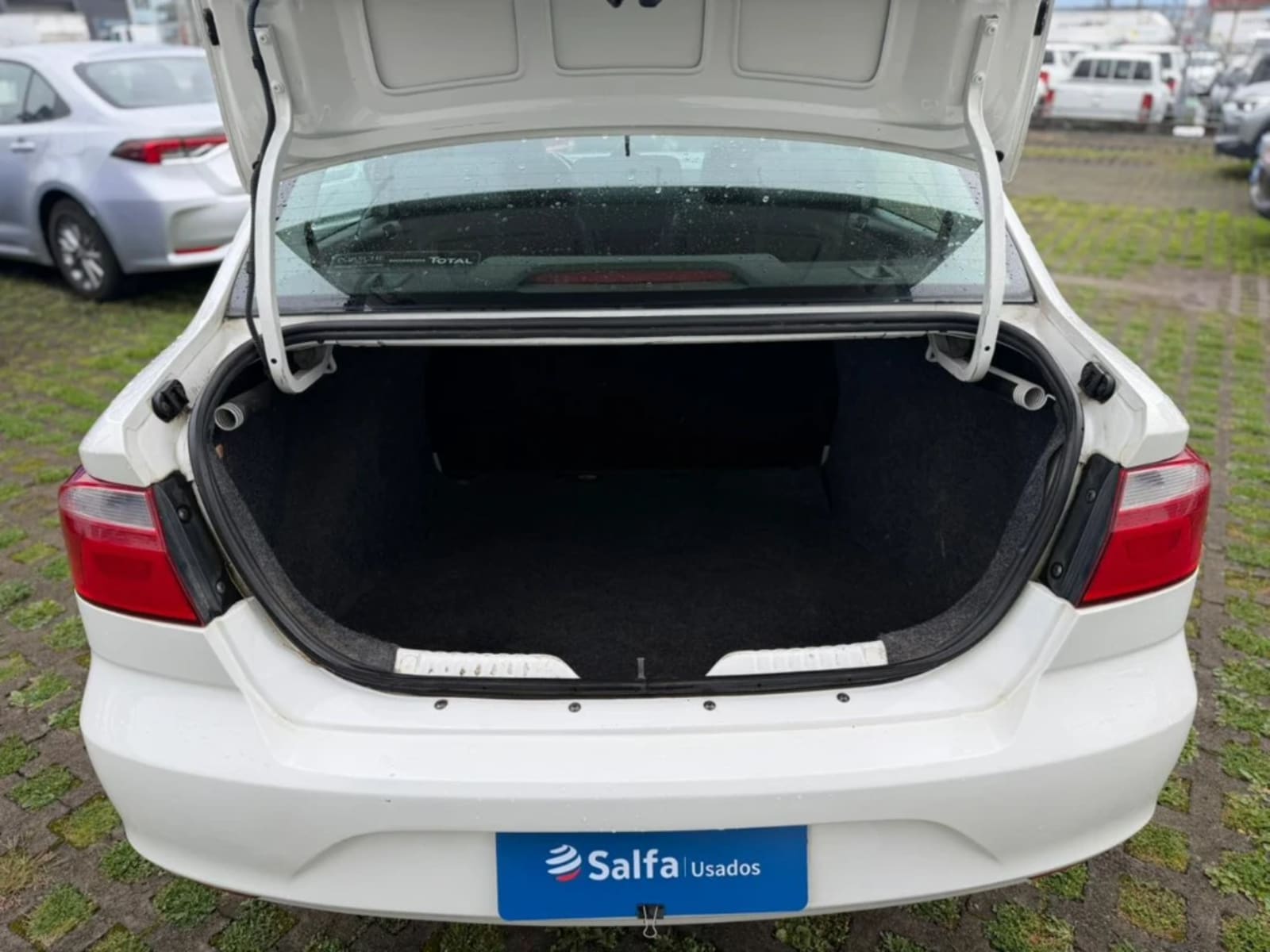 VOLKSWAGEN VOYAGE 1.6 COMFORTLINE 4X2 VOLANTE MULTIFUNCION AC 2AB MT 2021 - Imagen 9 de 20