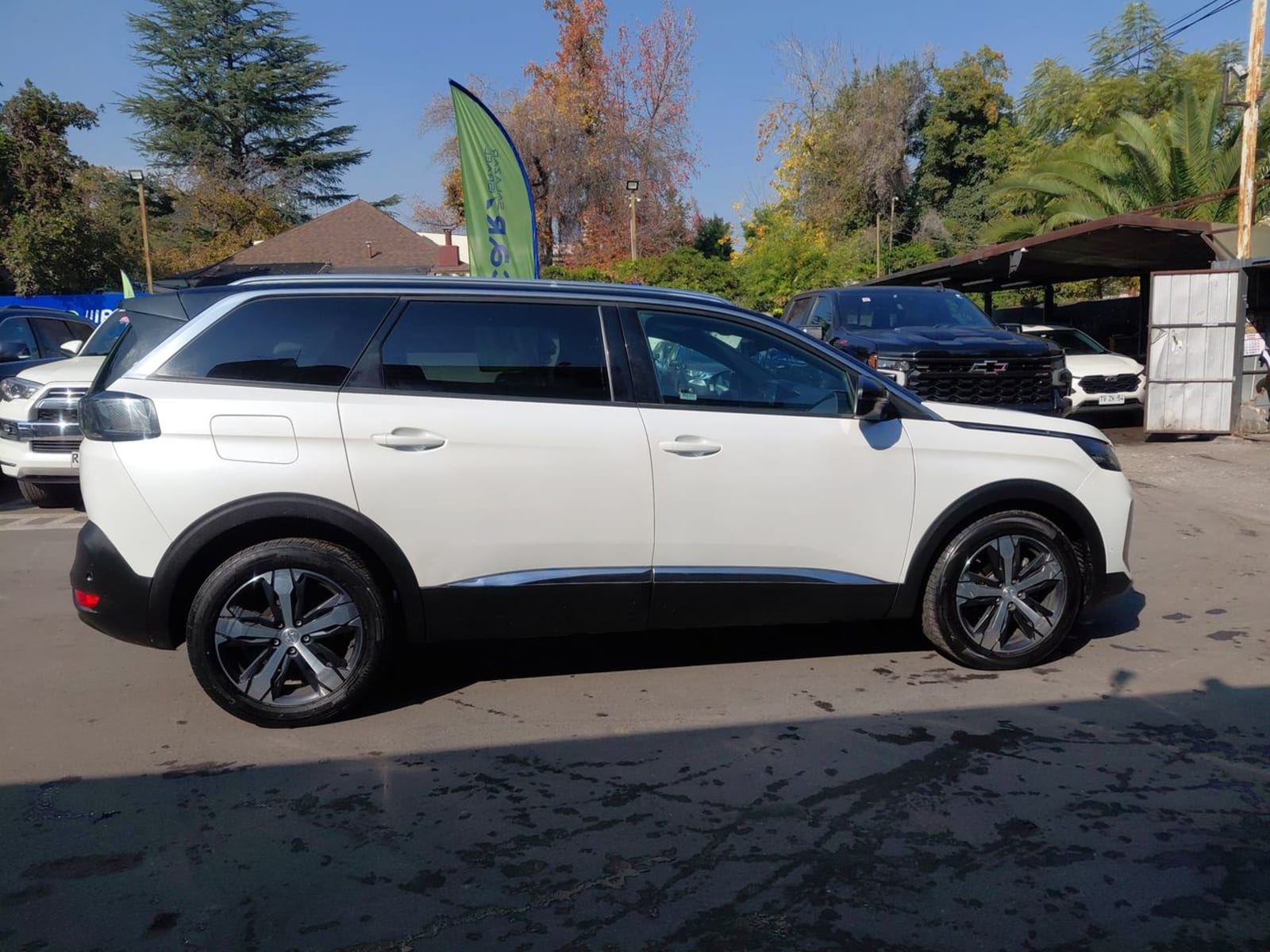Peugeot 5008 1.5 Allure Pack Bluehdi 130 4x2 Eat8 5p 2024 - Imagen 8 de 8