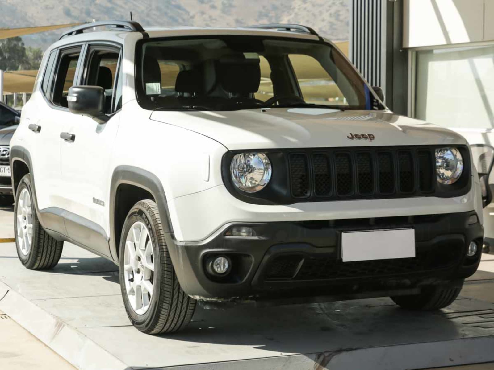 JEEP RENEGADE SPORT 4X2 LX  MT 2020 - Imagen 3 de 13