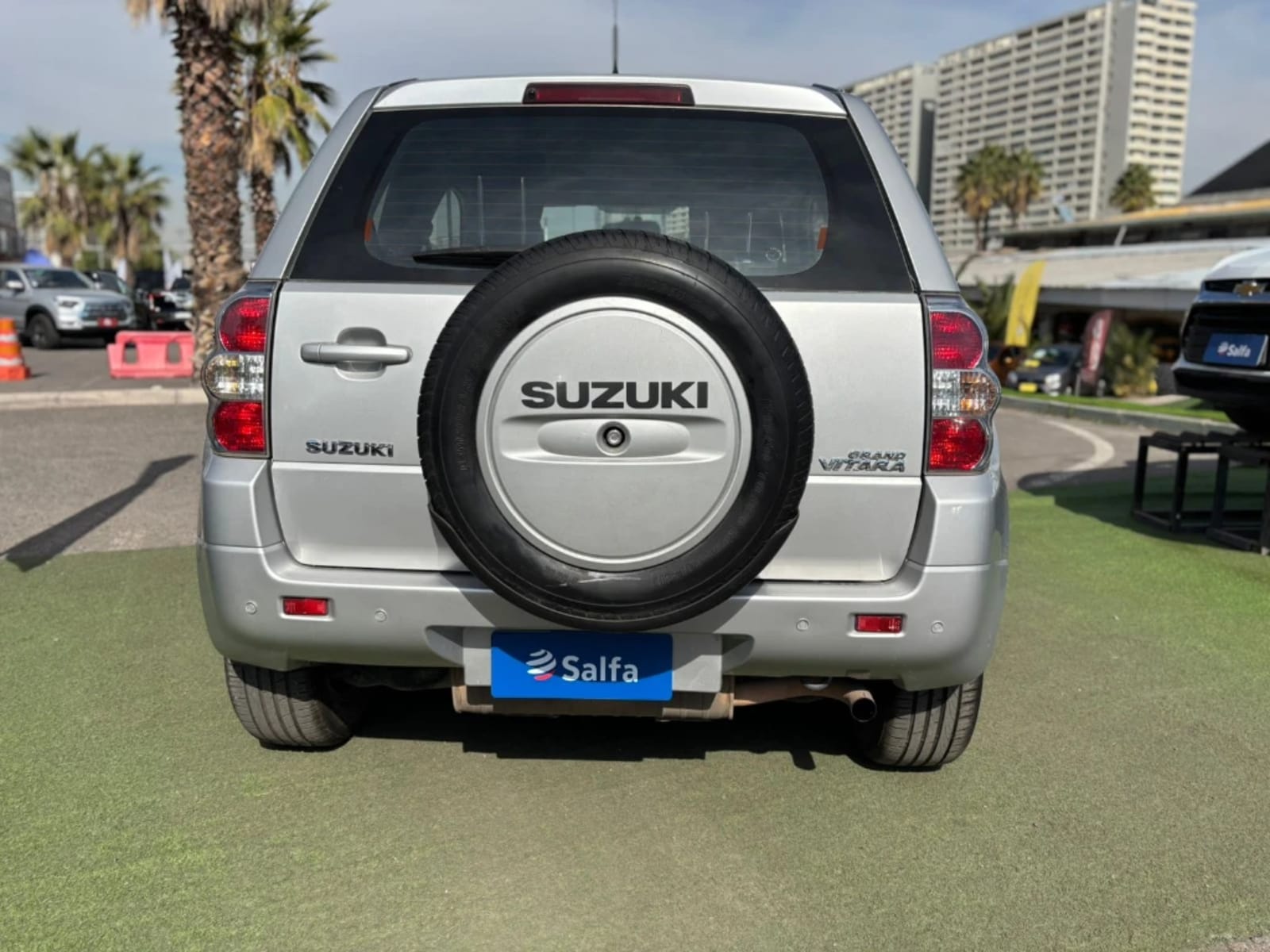 SUZUKI GRAND VITARA 2.4 GLX SPORT 4X4 MT 3P 2010 - Imagen 9 de 20