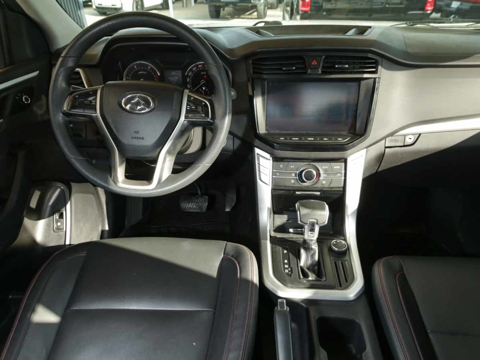 MAXUS T60 GLX 4X4 2.8 AT 2018 - Imagen 14 de 15