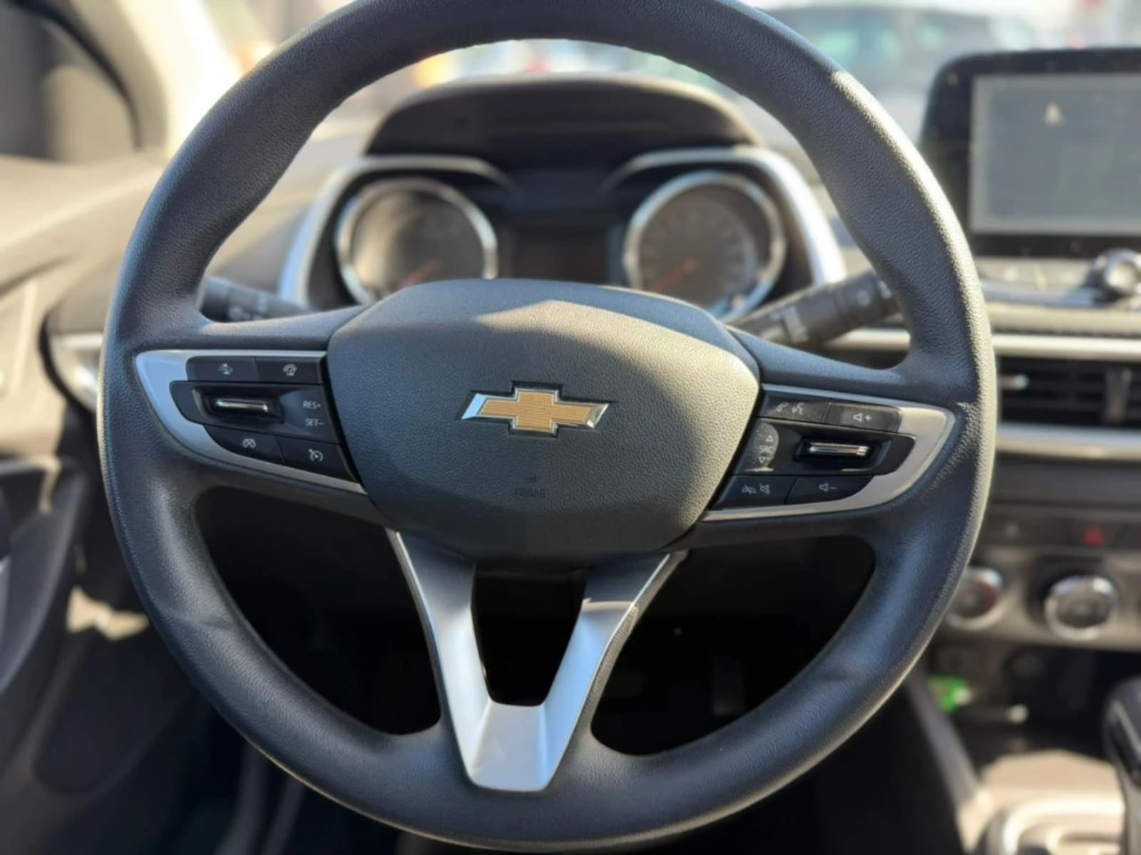 CHEVROLET TRACKER 1.2T LTZ R 4X2 AT 5P 2025 - Imagen 10 de 19