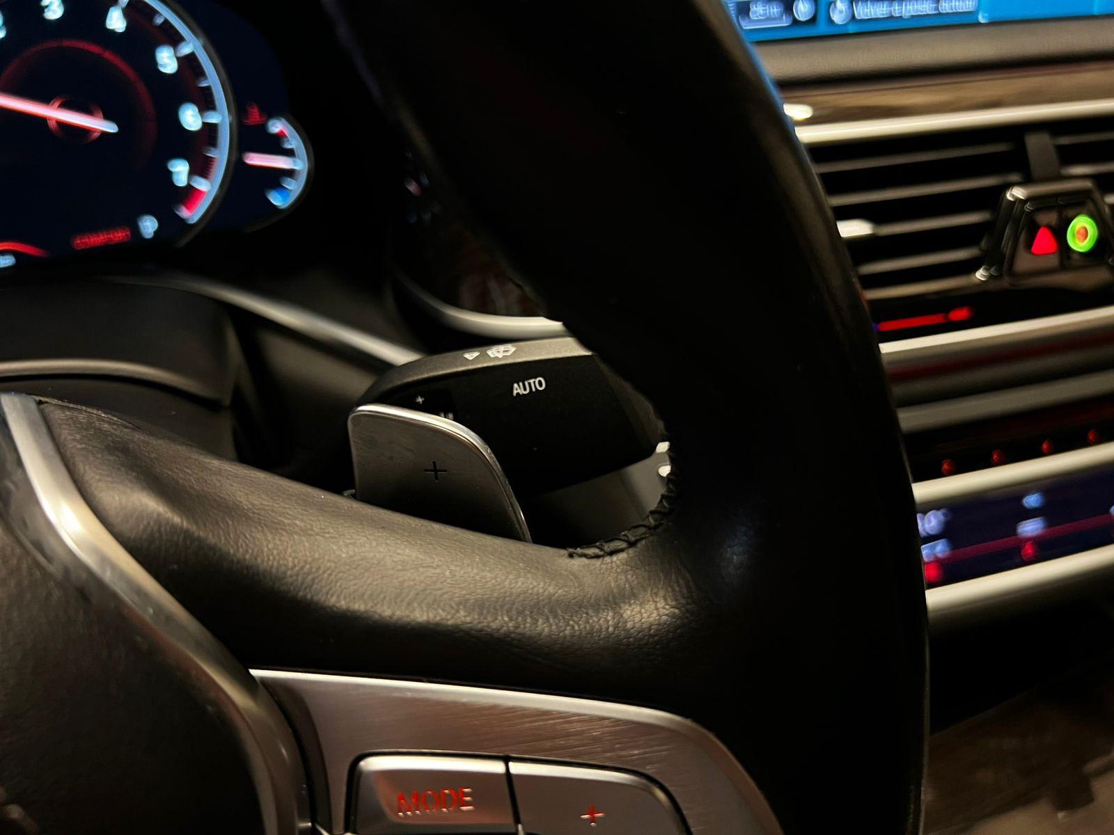 BMW 740 3.0 2019 - Imagen 12 de 20