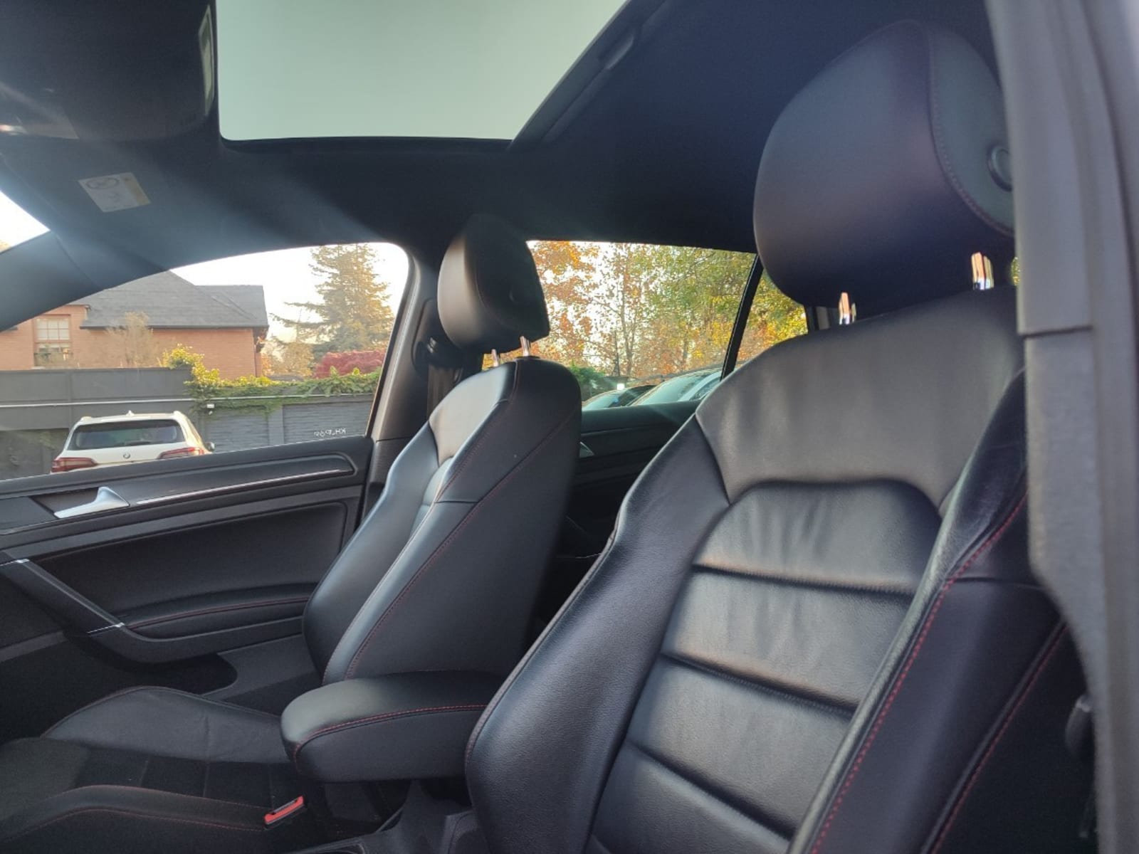VOLKSWAGEN GOLF GTI 2.0 TSI DSG 2018 - Imagen 12 de 17