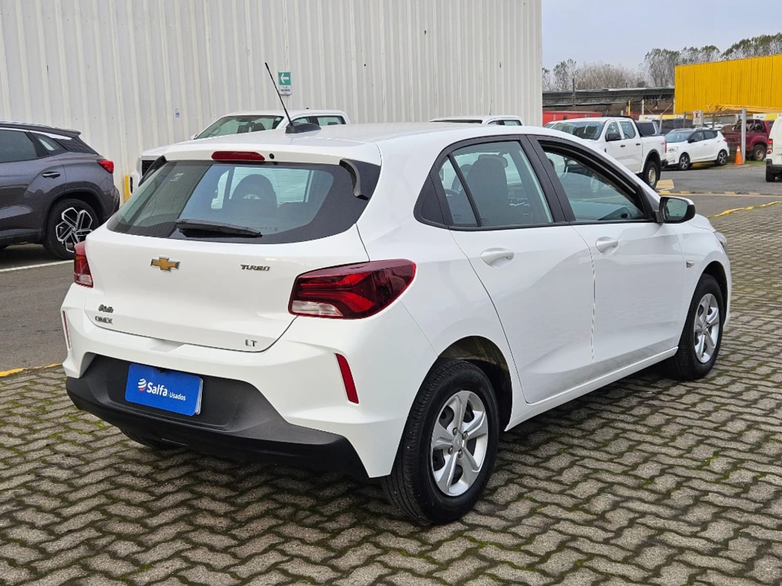 CHEVROLET ONIX 1.0T LT R 4X2 HB MT 5P 2024 - Imagen 5 de 20