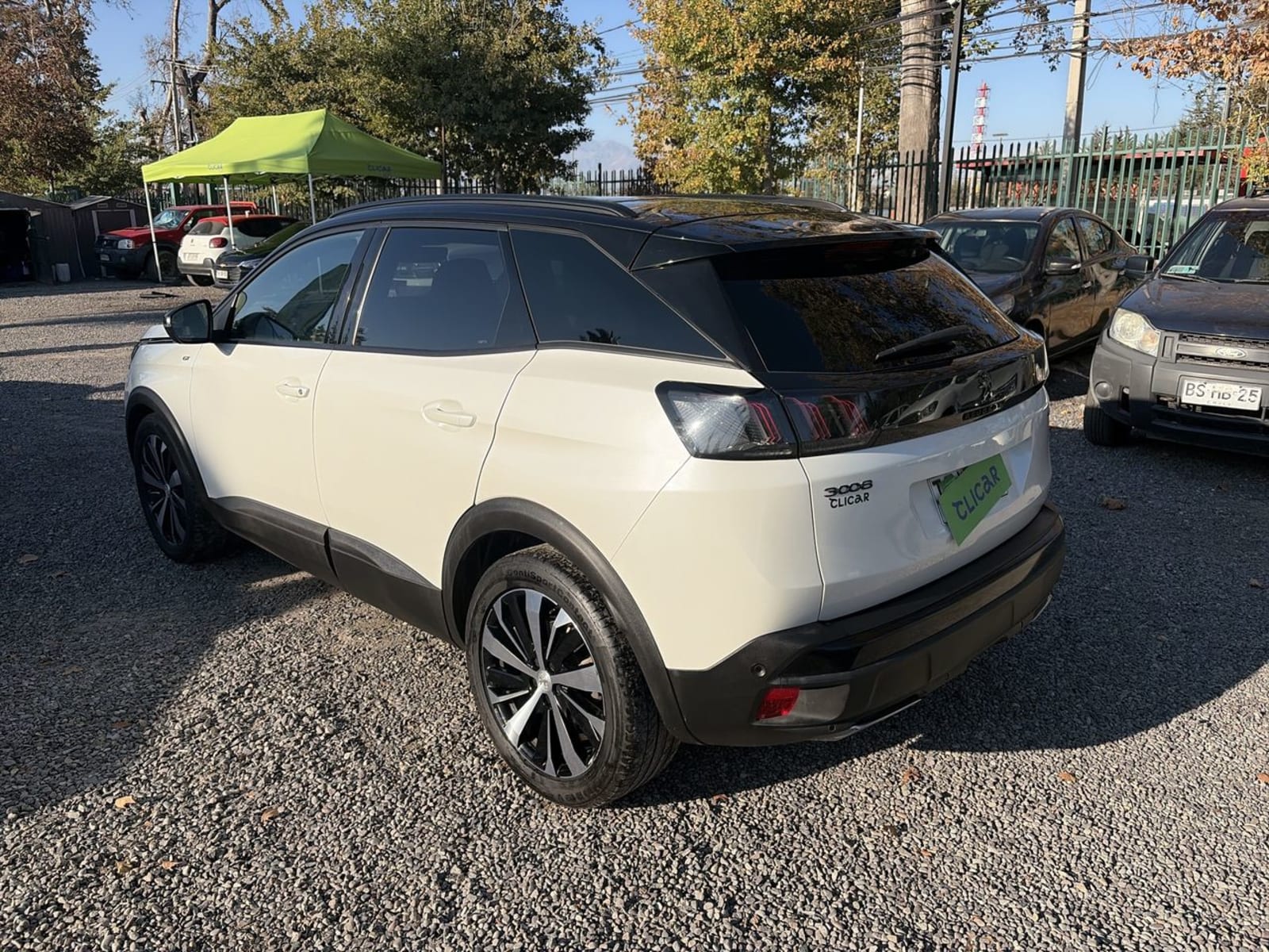 Peugeot 3008 1.5 Gt Black Pack Bluehdi 130 4x2 Eat8 5p 2024 - Imagen 4 de 7