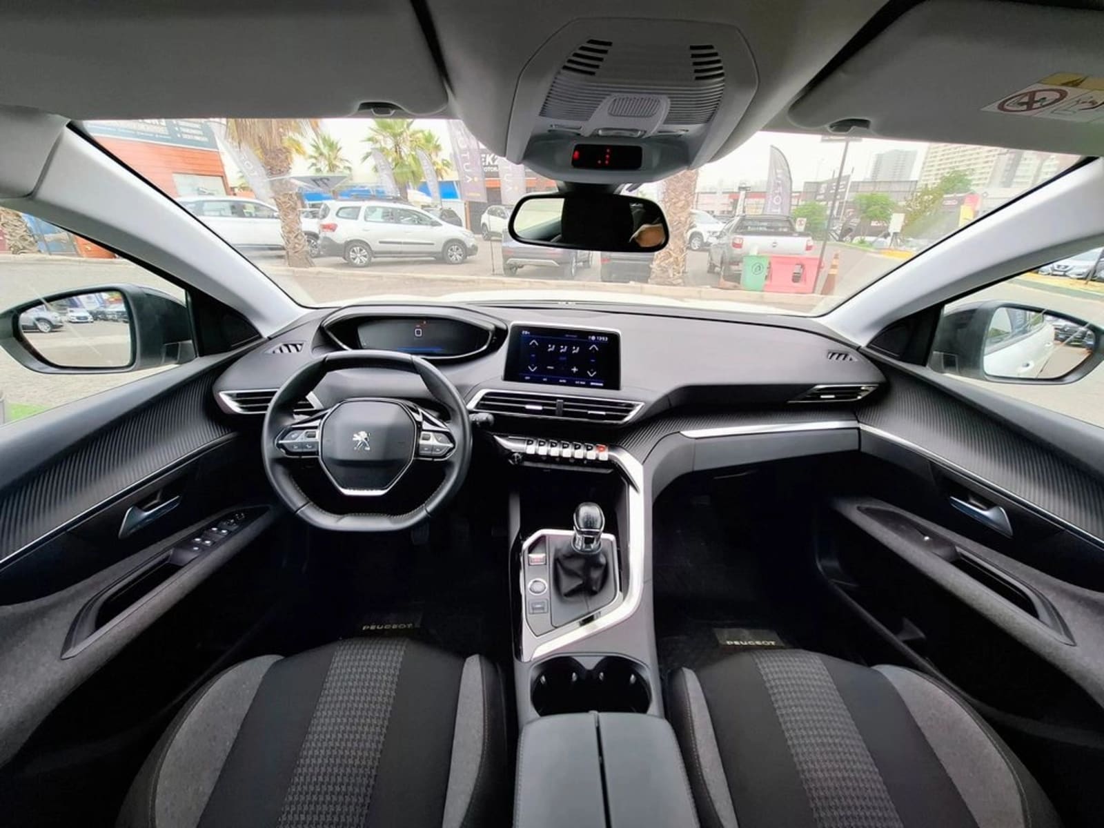 PEUGEOT 3008 1.5 ACTIVE PACK BLUEHDI 130 4X2 MT6 5P 2023 - Imagen 19 de 20