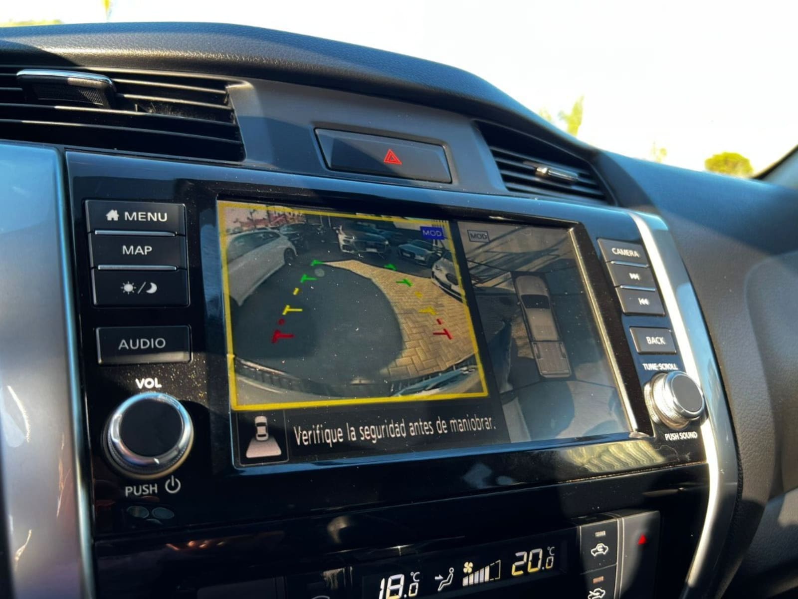 NISSAN NAVARA LE 4X4 2022 - Imagen 16 de 20