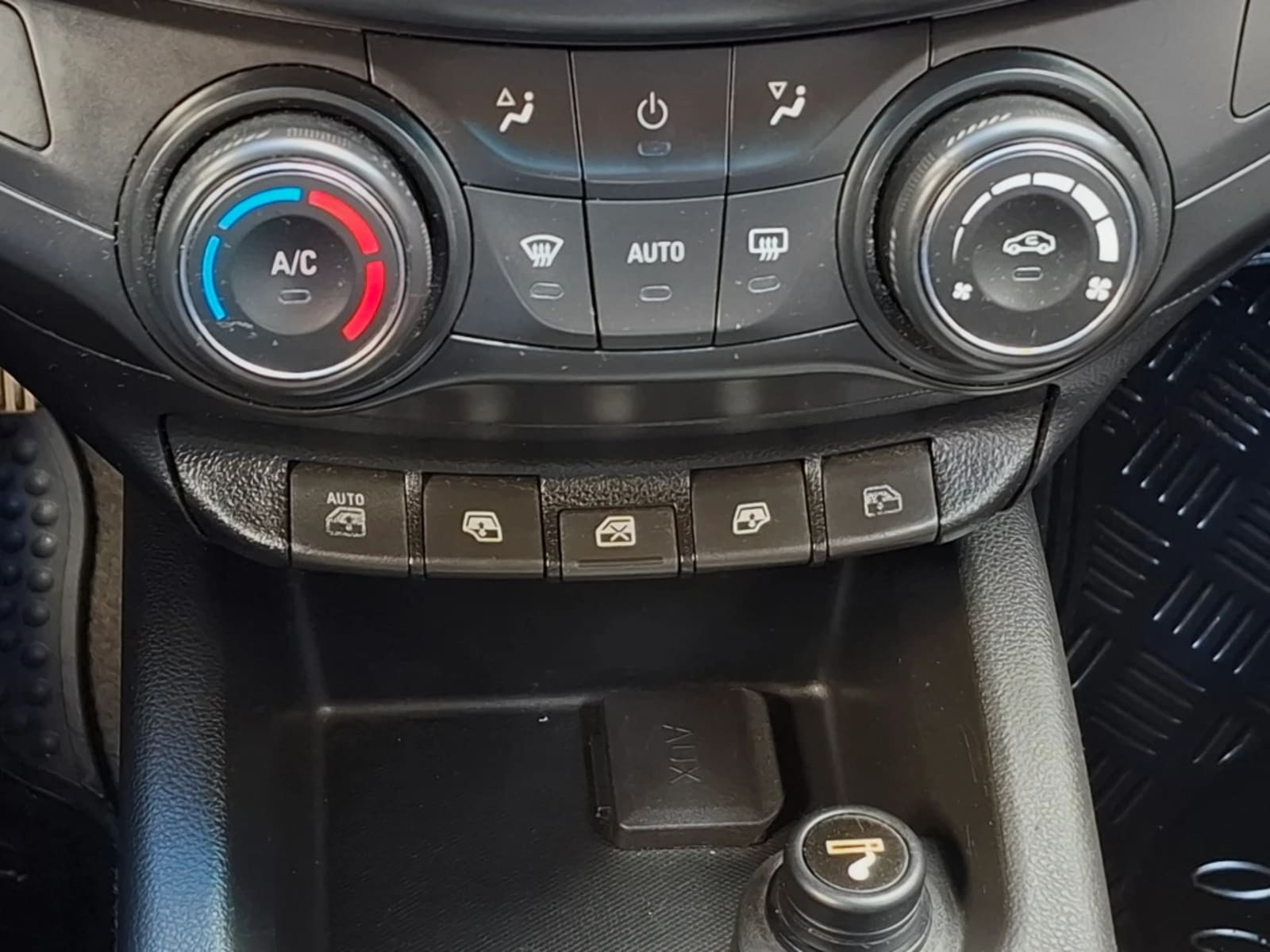CHEVROLET SAIL 1.5 LS 4X2 MT 4P 2021 - Imagen 18 de 20