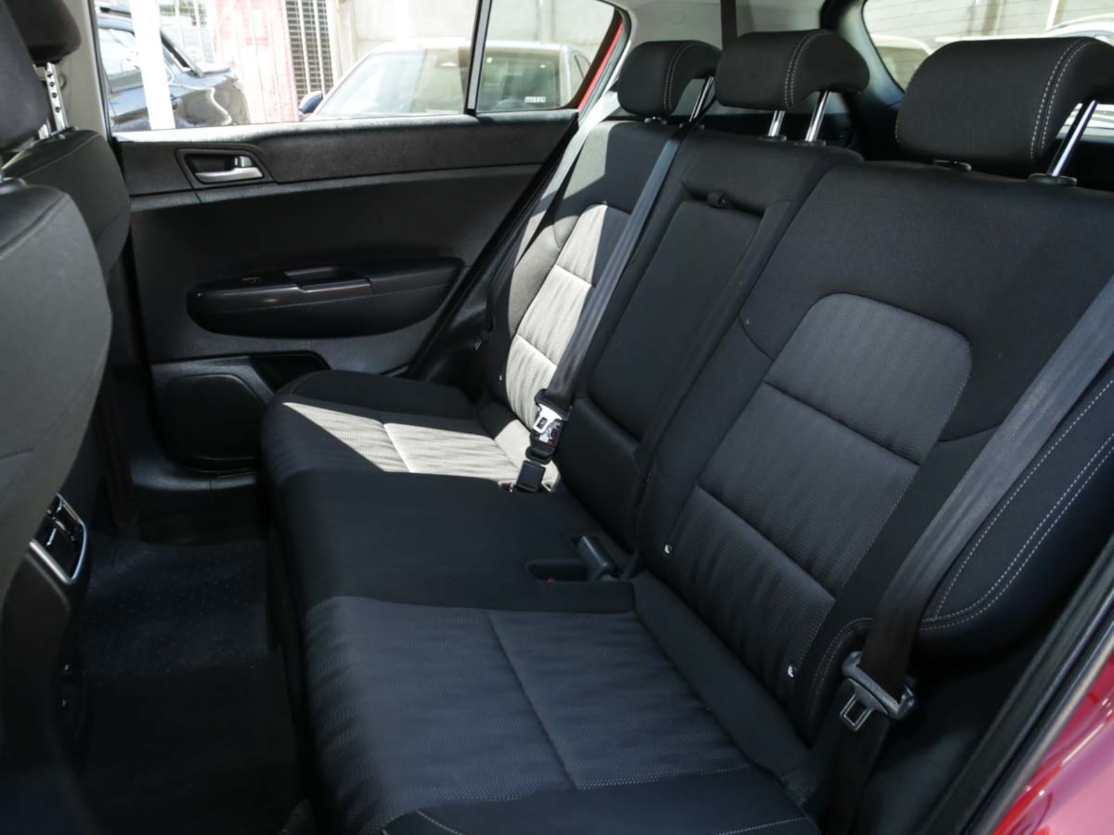 KIA MOTORS SPORTAGE QL 2.0 MT 2021 - Imagen 11 de 13