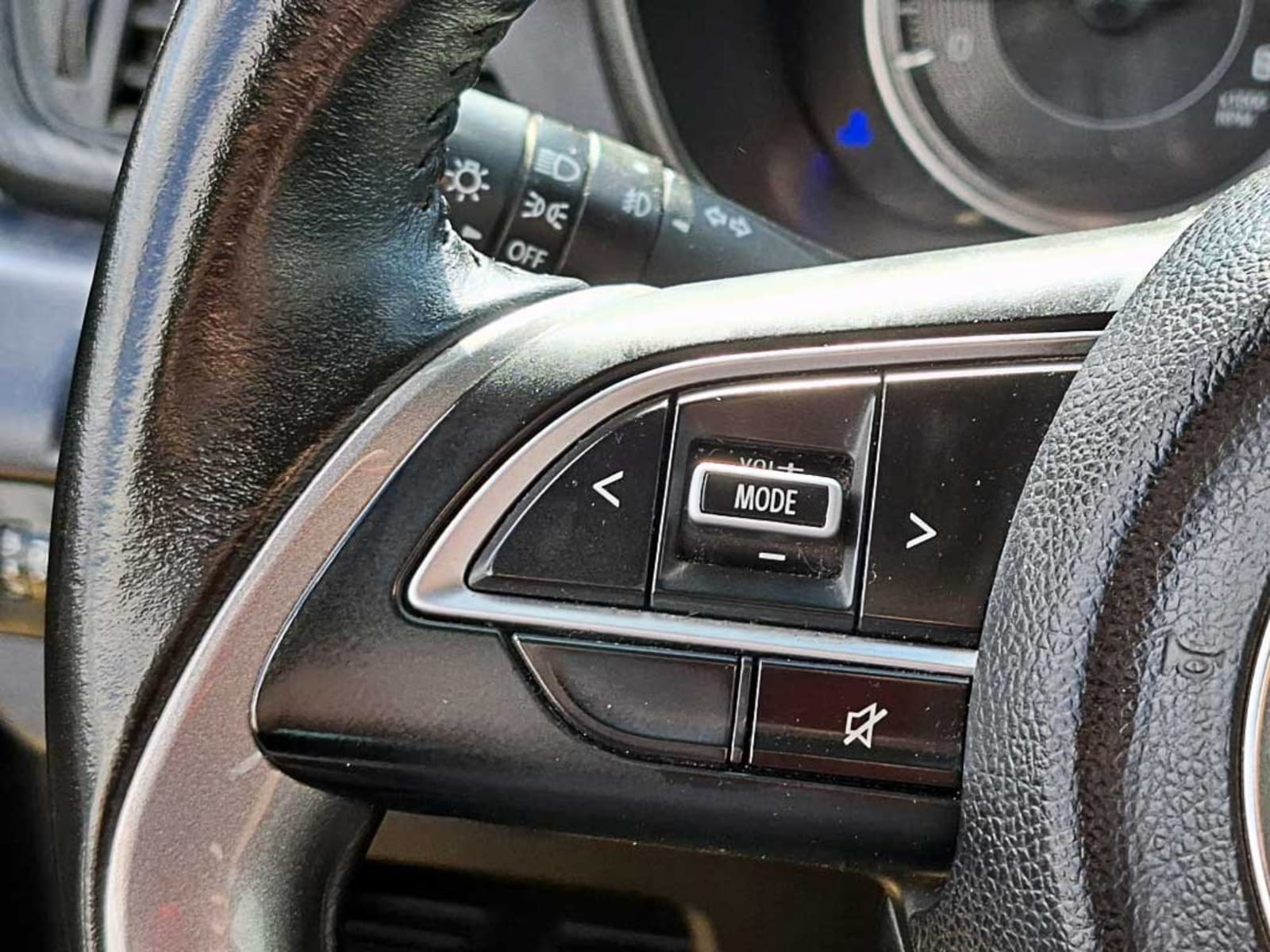 SUZUKI BALENO (IN) 1.5 GLS MT 2024 - Imagen 16 de 20