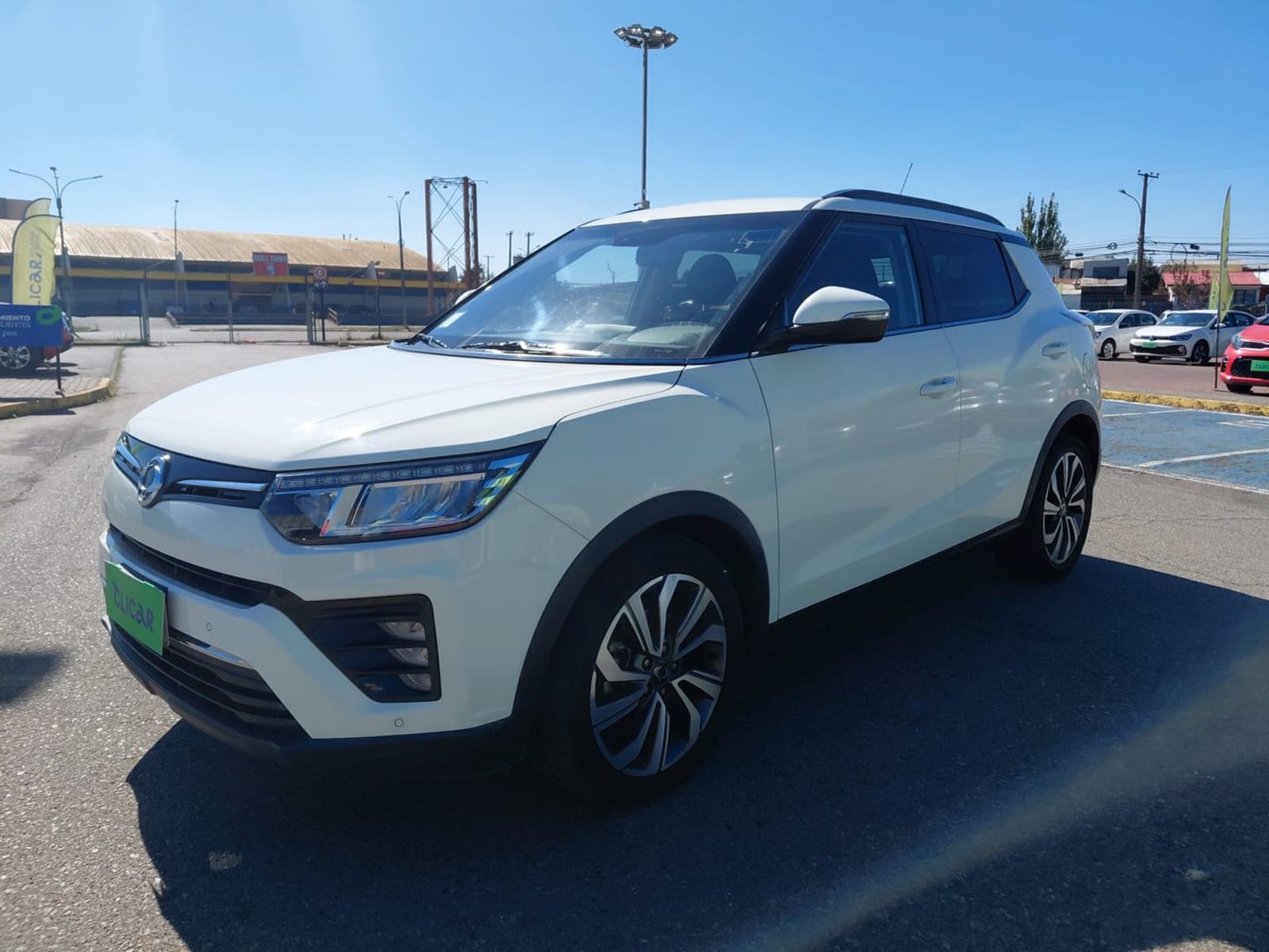 Ssangyong Tivoli 1.5t Gdi Edicion Limitada At 5p 2024 - Imagen 3 de 8