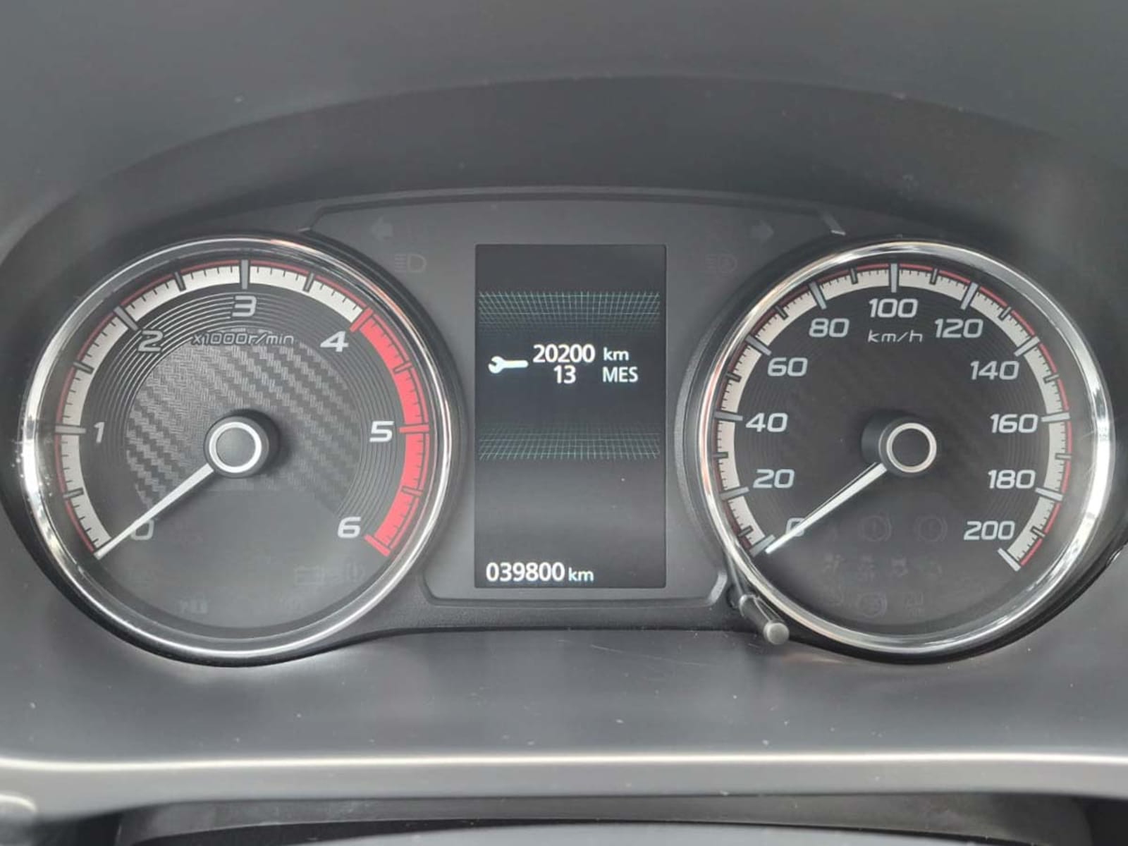 MITSUBISHI L-200 NEW KATANA CR MEC 4X2 TD E5 2024 - Imagen 7 de 11