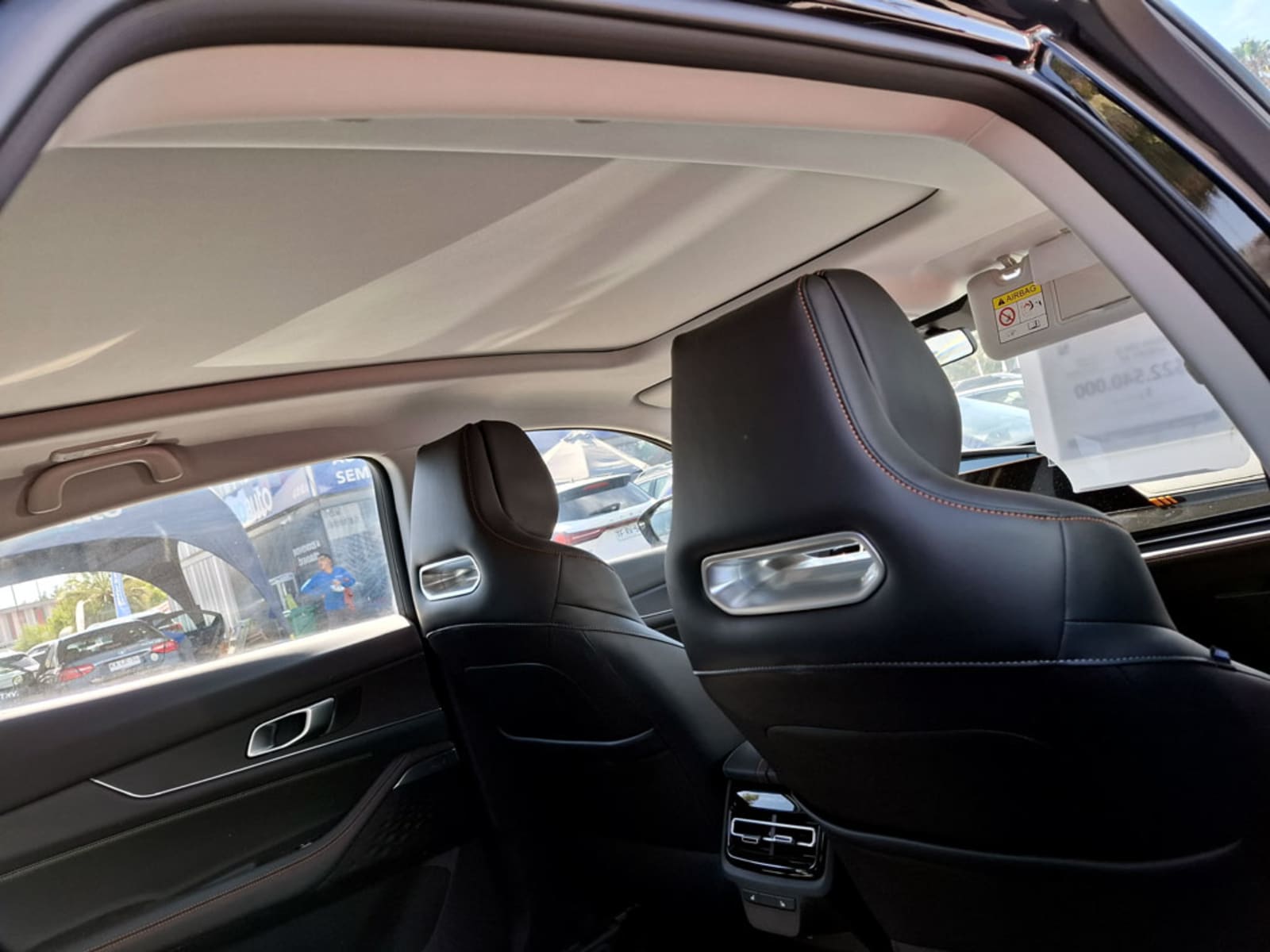 CHANGAN UNI-K 2.0 T LUXURY AT 2026 - Imagen 17 de 18