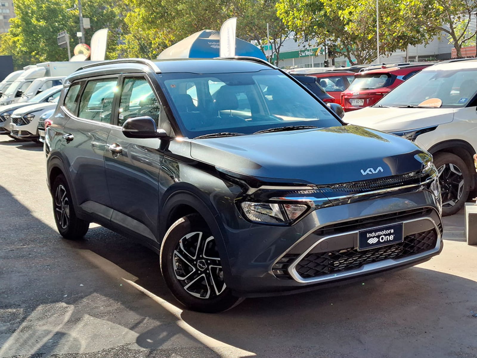 KIA CARENS AAA 2025 - Imagen 3 de 20