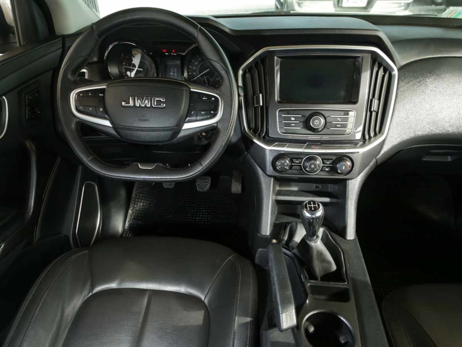 JMC VIGUS PLUS 4X4 2022 - Imagen 13 de 14