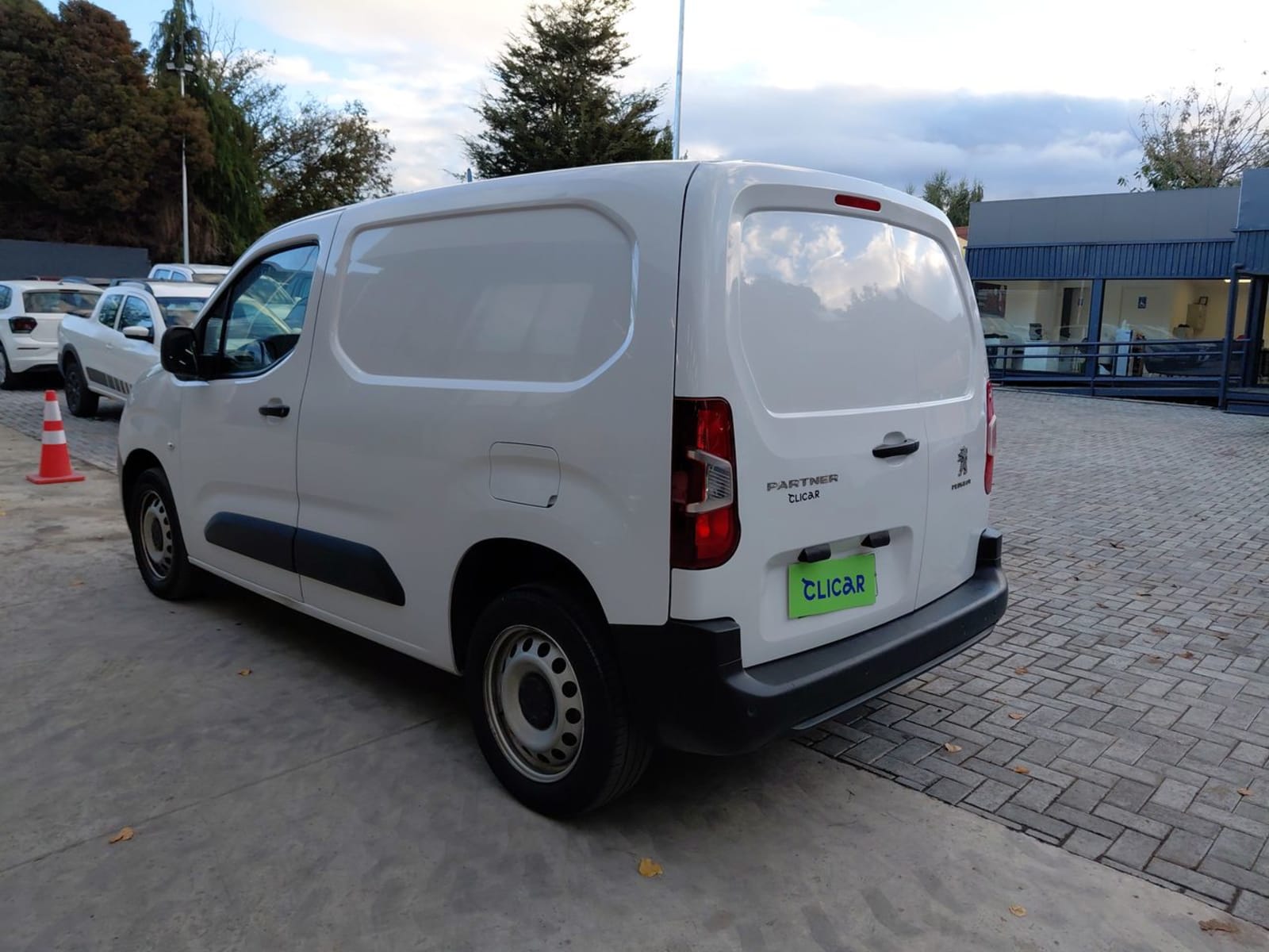 Peugeot Partner 1.5 L1 Hdi Diesel 100hp 4x2 Mt 5p 2024 - Imagen 5 de 8
