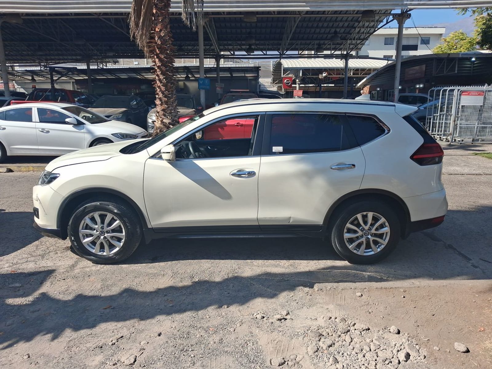 Nissan X-trail 2.5 Sense 4x2 Cvt At 5p 2019 - Imagen 4 de 8