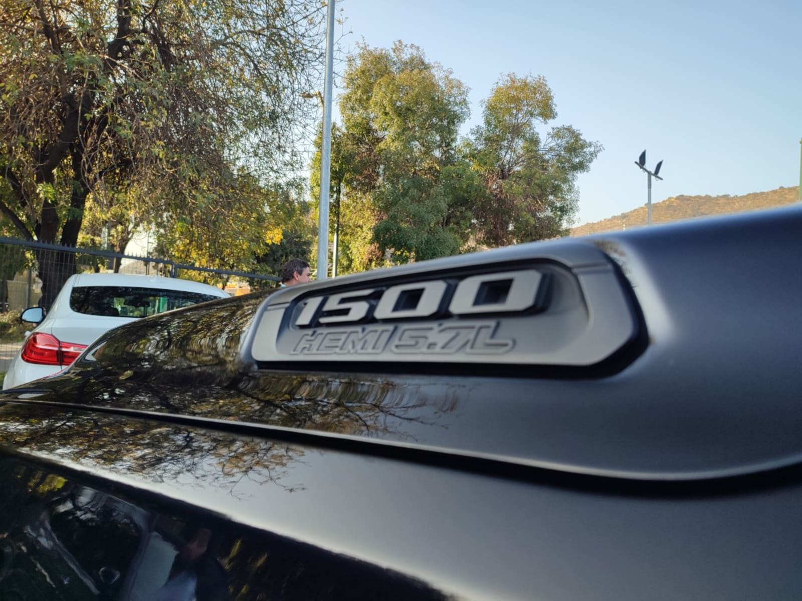 RAM 1500 LIMITED 5.7 CREW CAB 4X4 2022 - Imagen 6 de 16