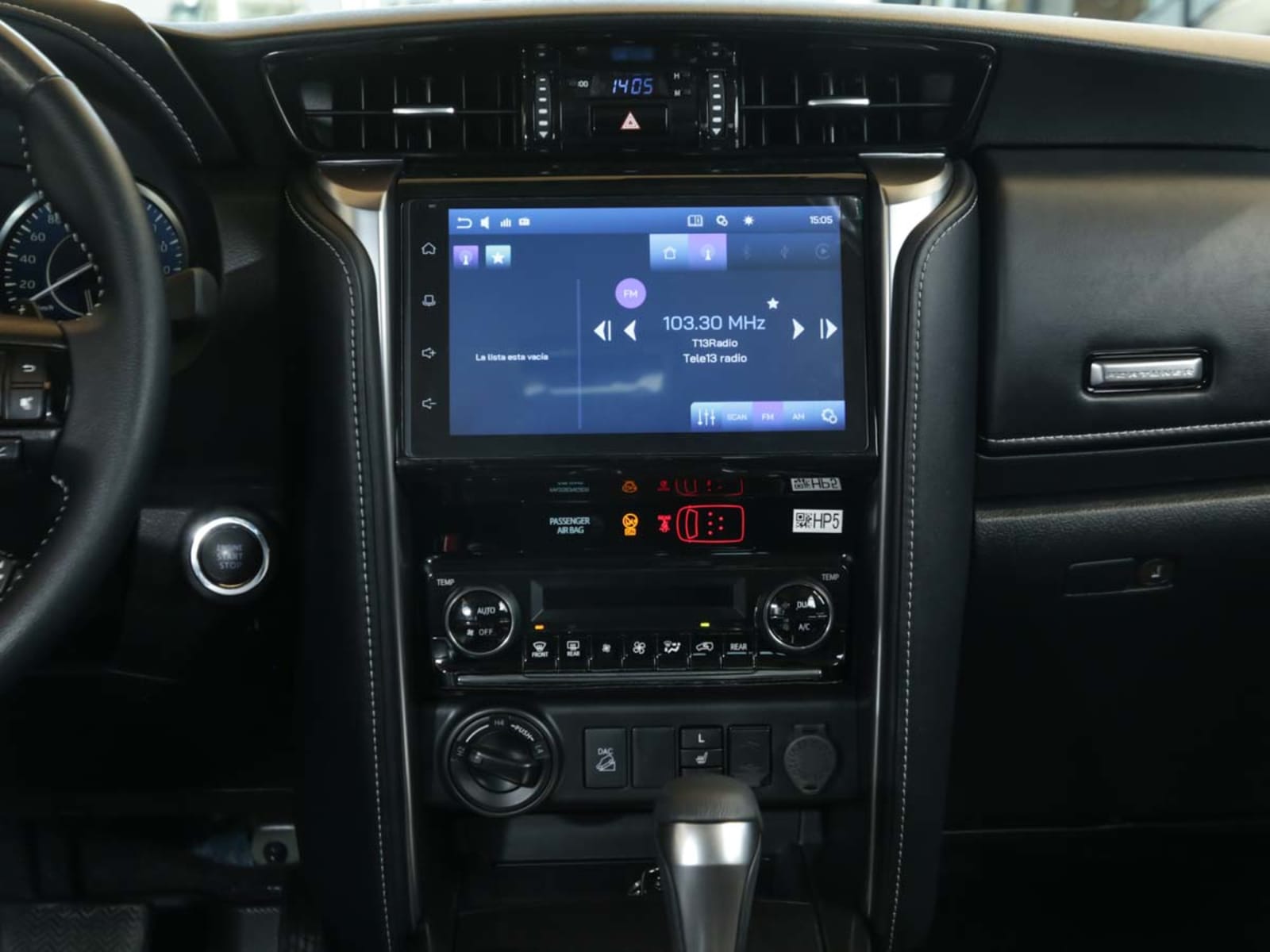 TOYOTA FORTUNER 4X4 5P 2.8 AUT 2023 - Imagen 15 de 15