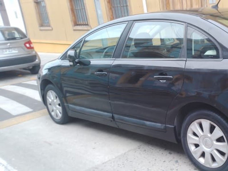 Citroën C4 Sedan SX Benc Mec. 2009 - Imagen 4 de 8