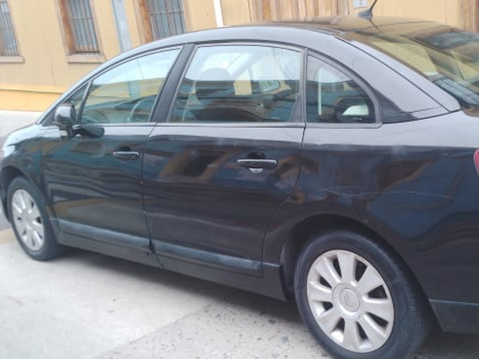 Citroën C4 Sedan SX Benc Mec. 2009 - Foto 4 de 8