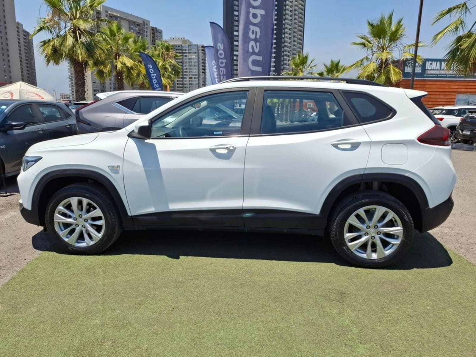 CHEVROLET TRACKER 1.2T LTZ R 4X2 AT 5P 2025 - Imagen 9 de 20