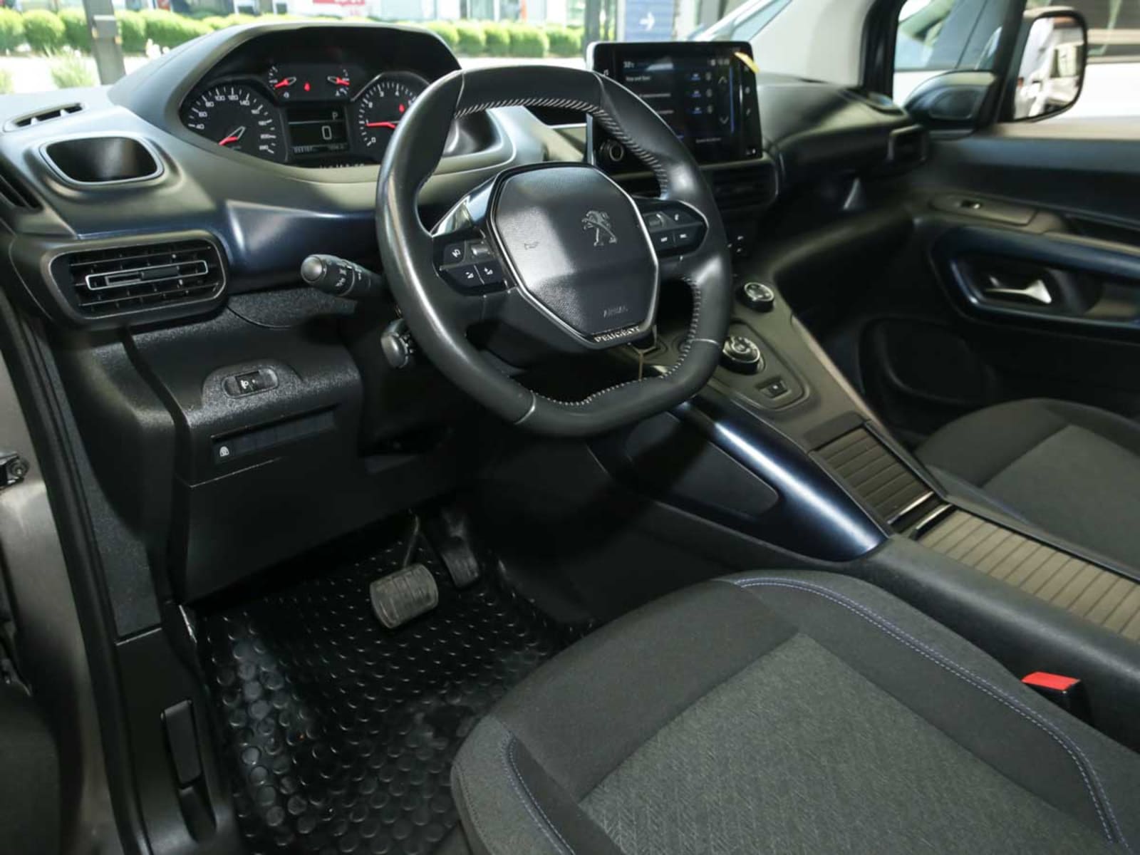 PEUGEOT RIFTER PURETECH 130 1.2 AUT 2021 - Imagen 8 de 14