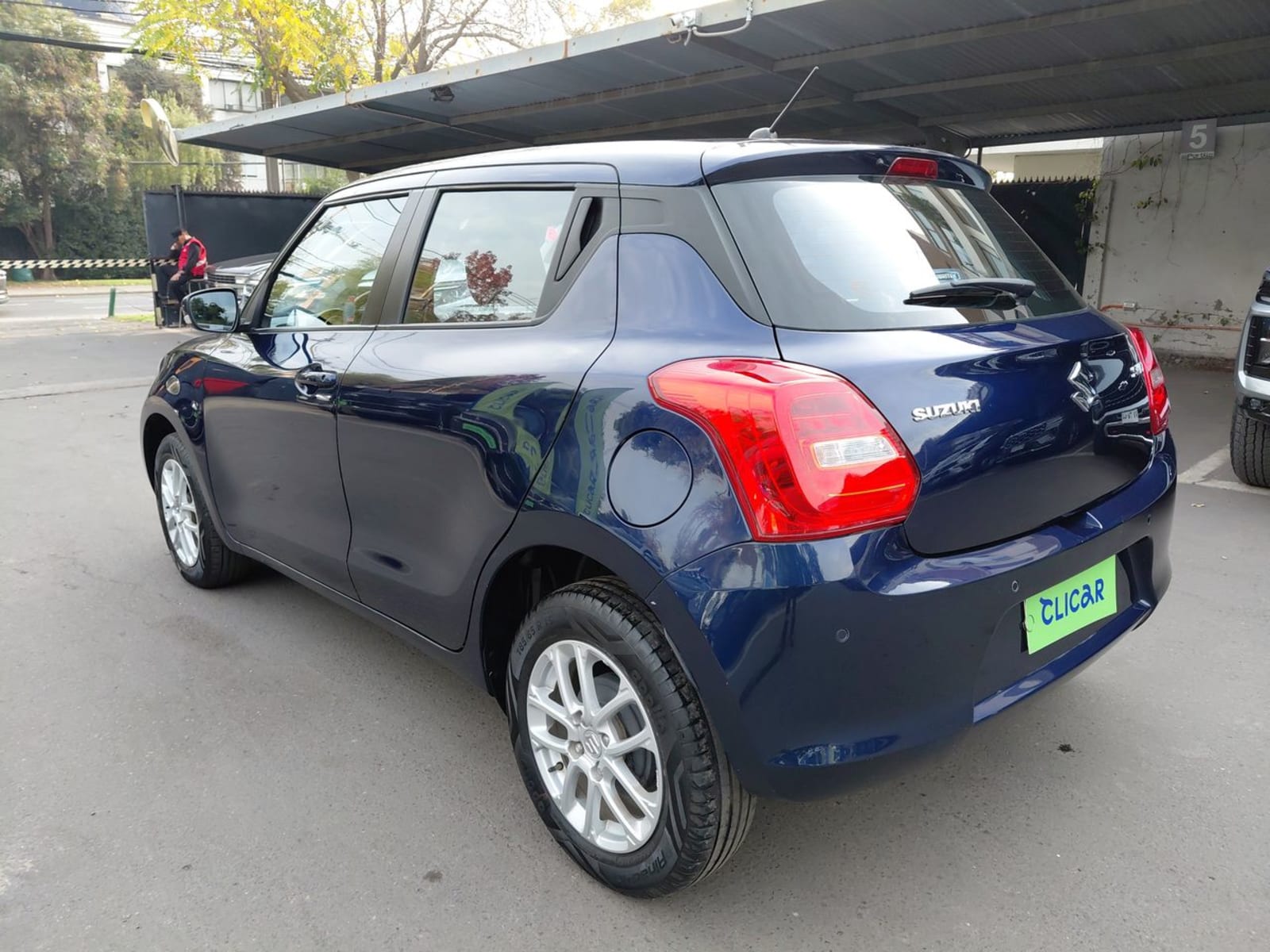 Suzuki Swift 1.2 Gl Sport 4x2 Hb Mt 5p 2023 - Imagen 5 de 8