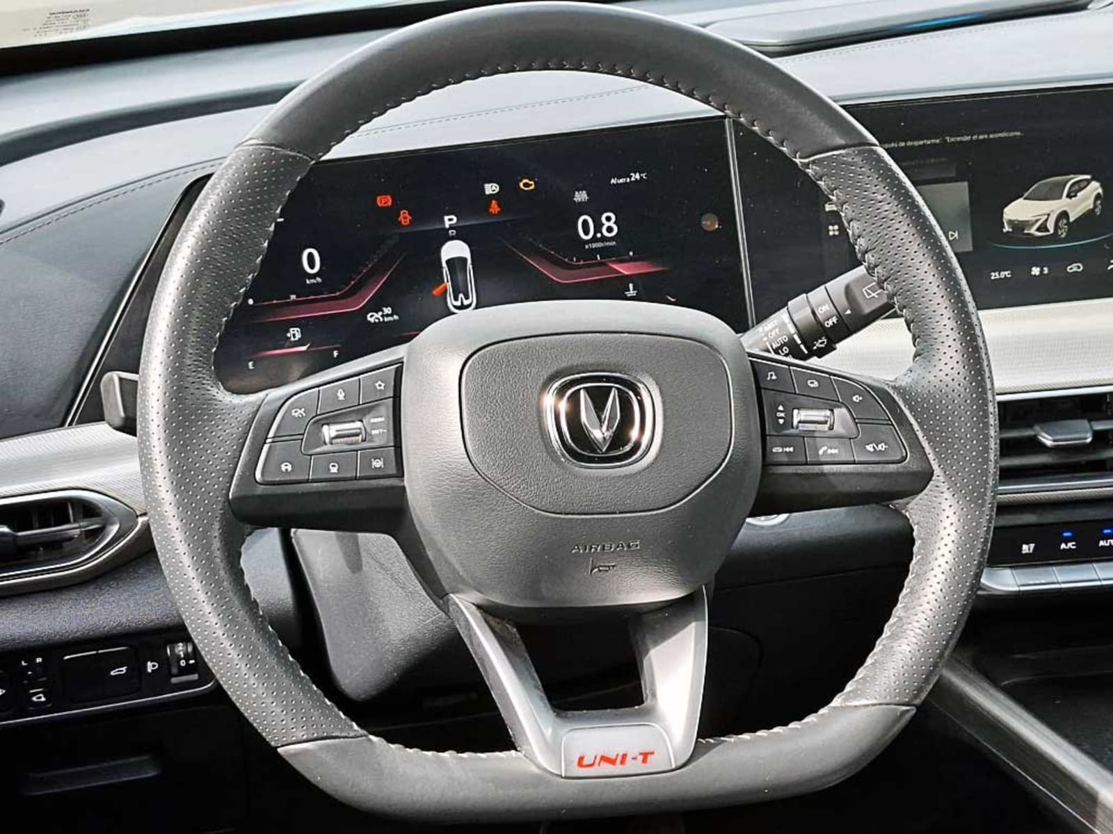 CHANGAN UNI-T 1.5 ELITE AT 2024 - Imagen 16 de 20
