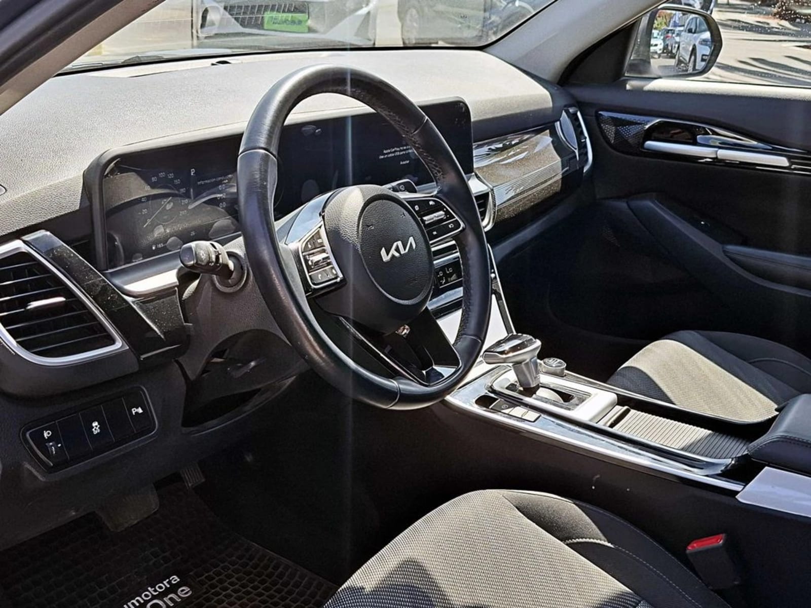 KIA SELTOS 1.4T GDI EX AT 5P 2024 - Imagen 9 de 18