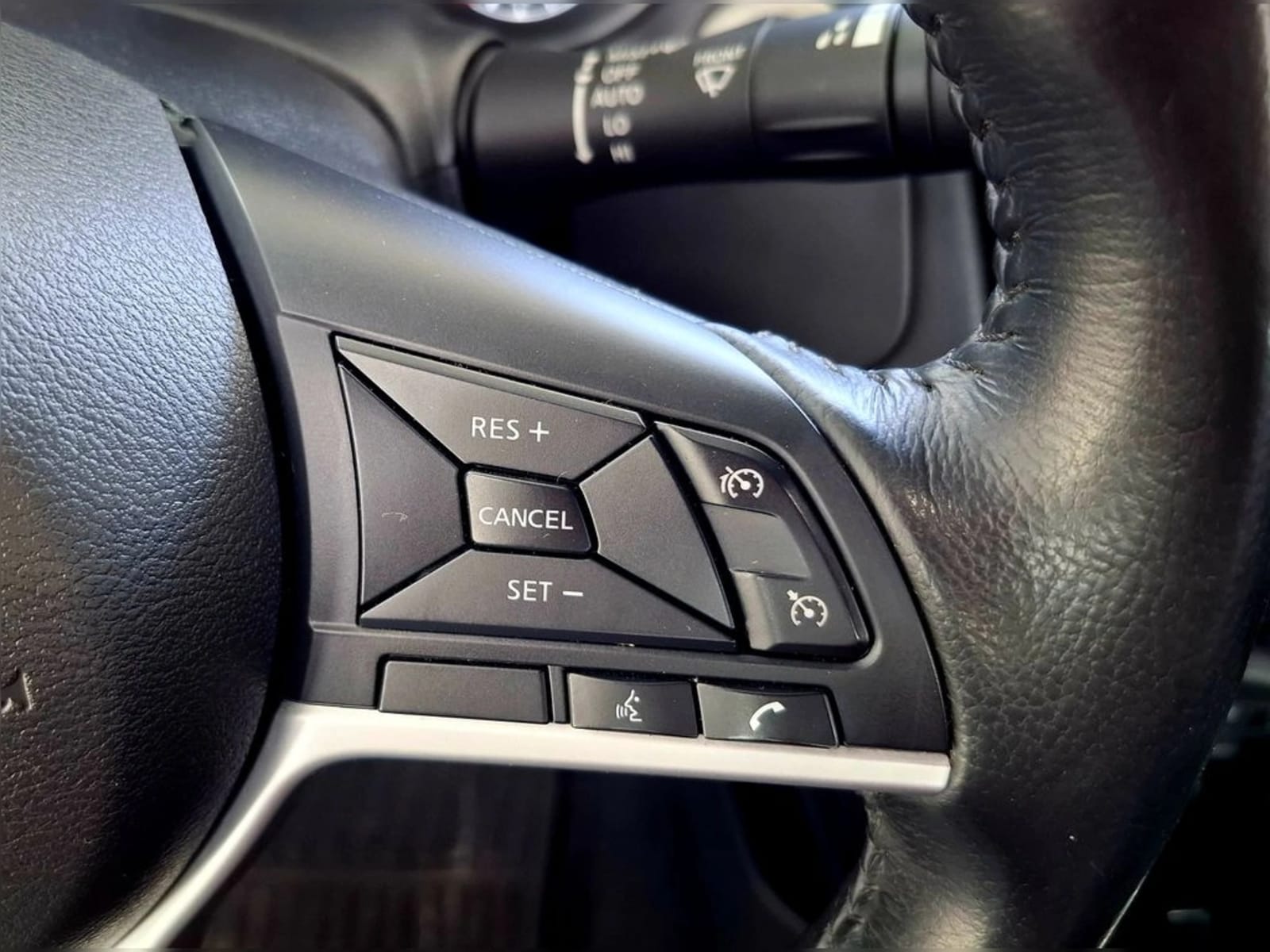 NISSAN NAVARA 2.3D PRO4X DIESEL 4X4 DOB.CAB. AT 4P 2024 - Imagen 16 de 20