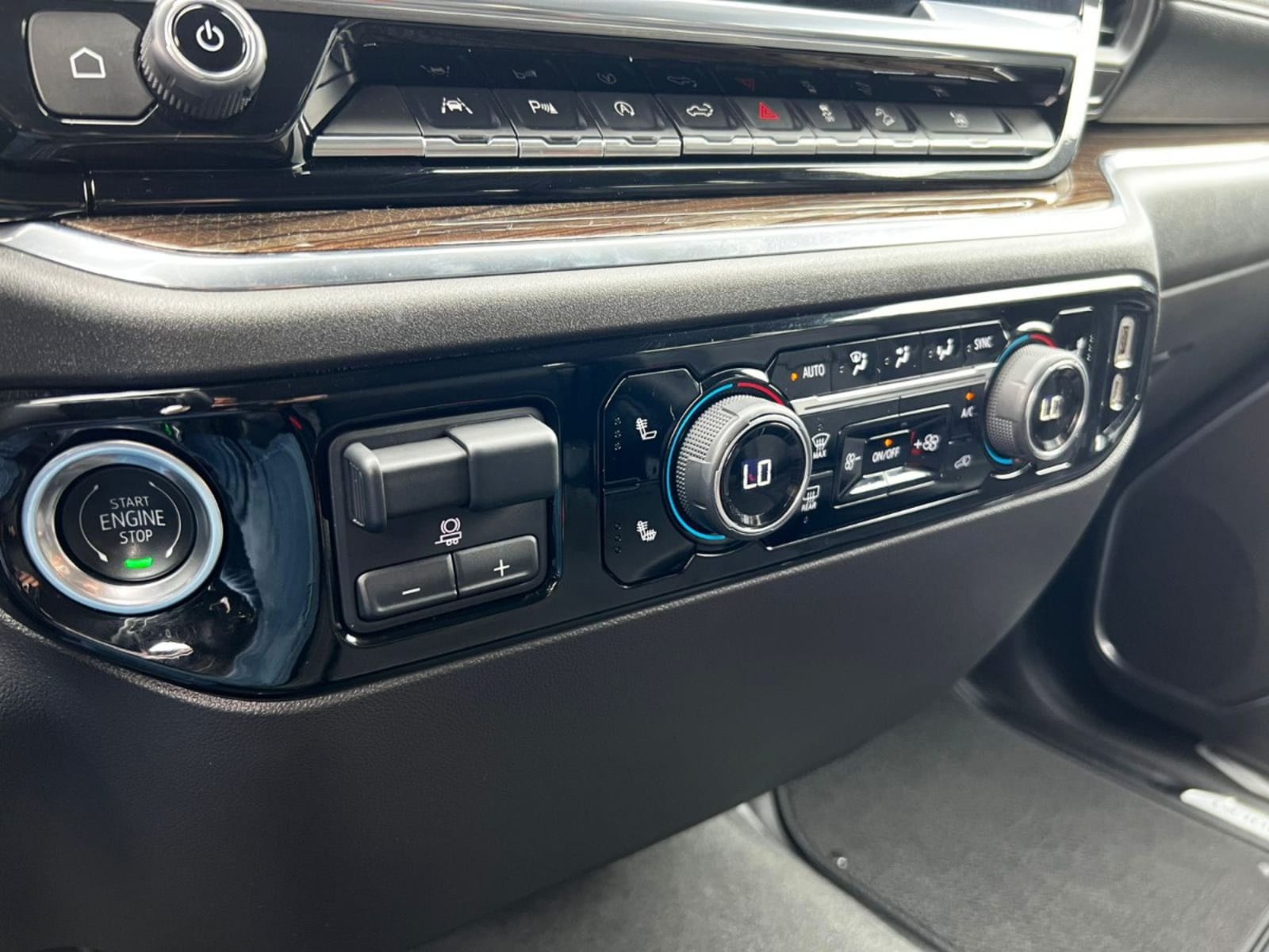 CHEVROLET SILVERADO LT TRAIL BOSS 2025 - Imagen 19 de 20
