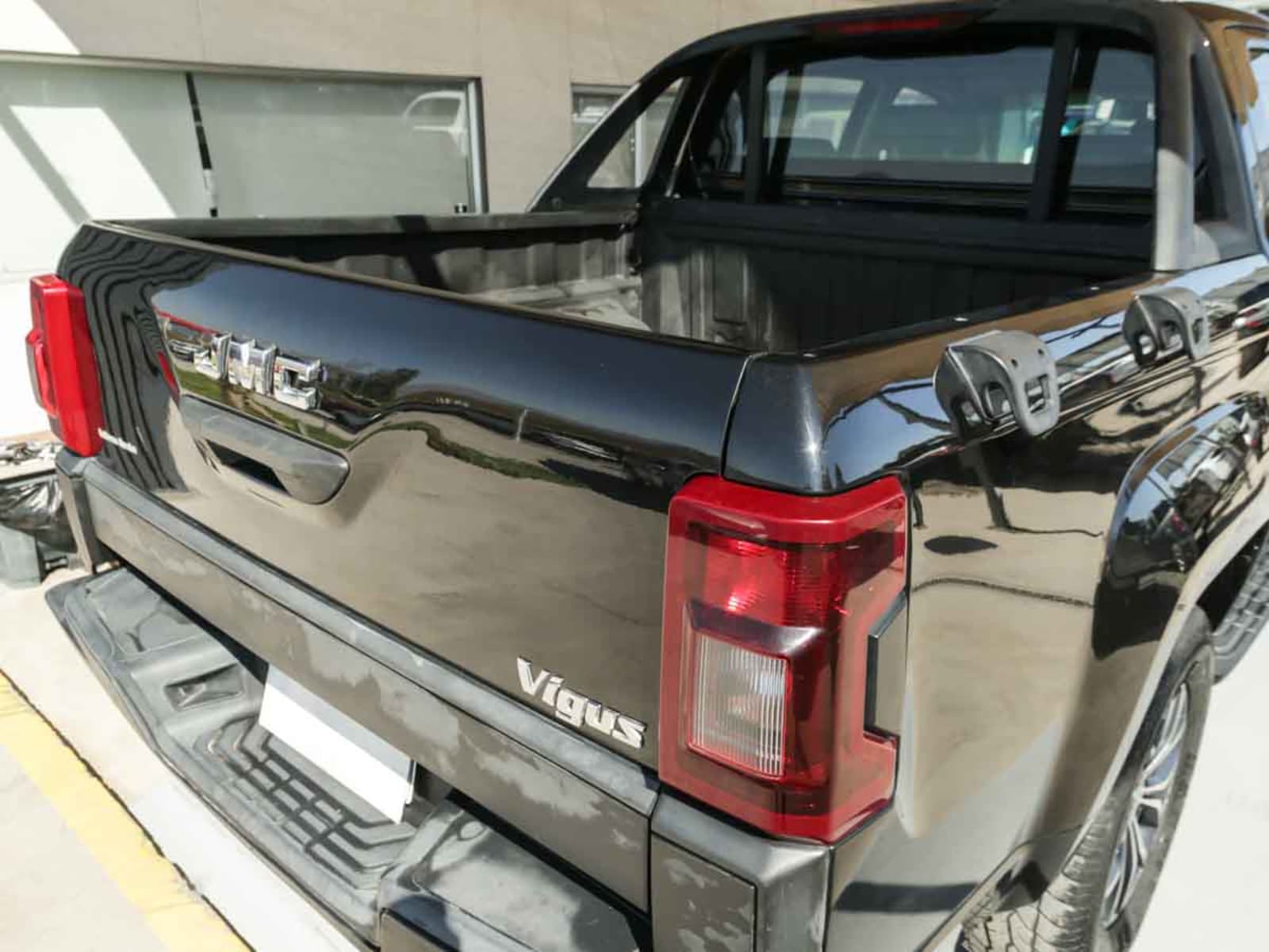 JMC VIGUS 2.4 PLUS DIESEL 2022 - Imagen 7 de 14